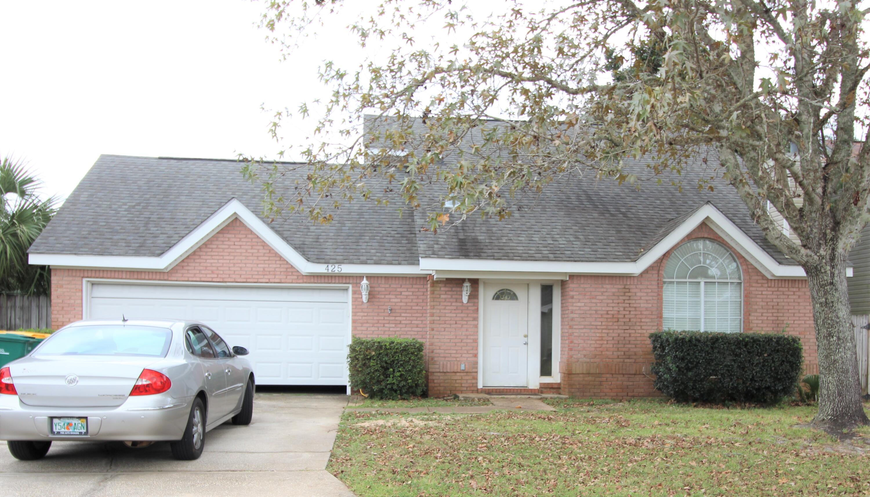 BRISTOL PARK - Residential