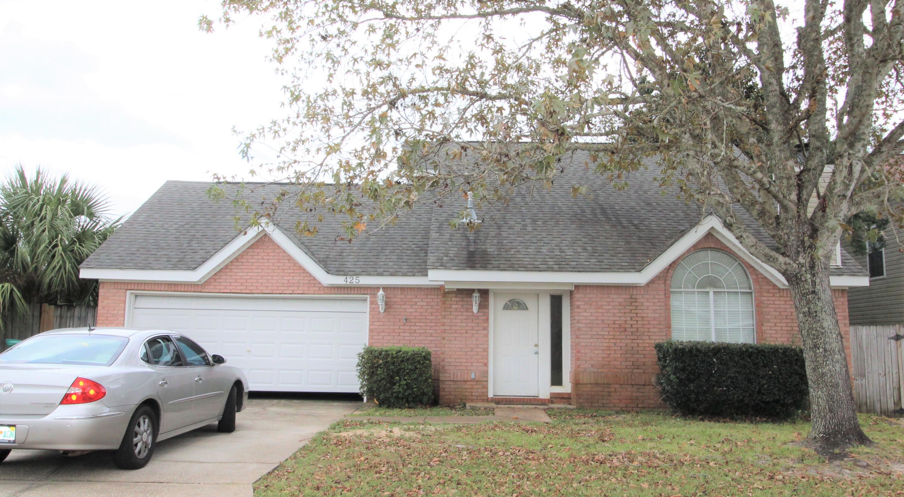 BRISTOL PARK - Residential