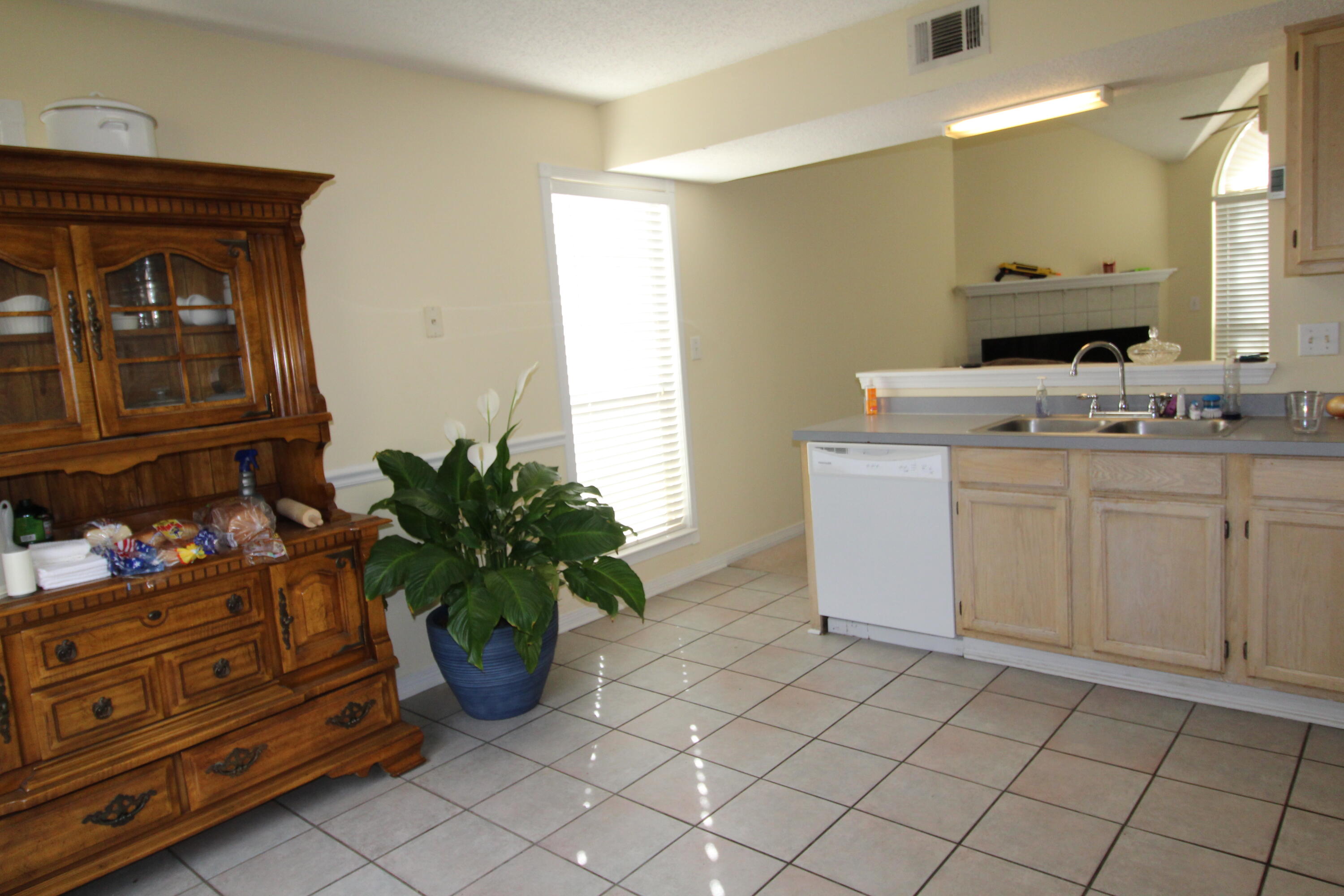 BRISTOL PARK - Residential