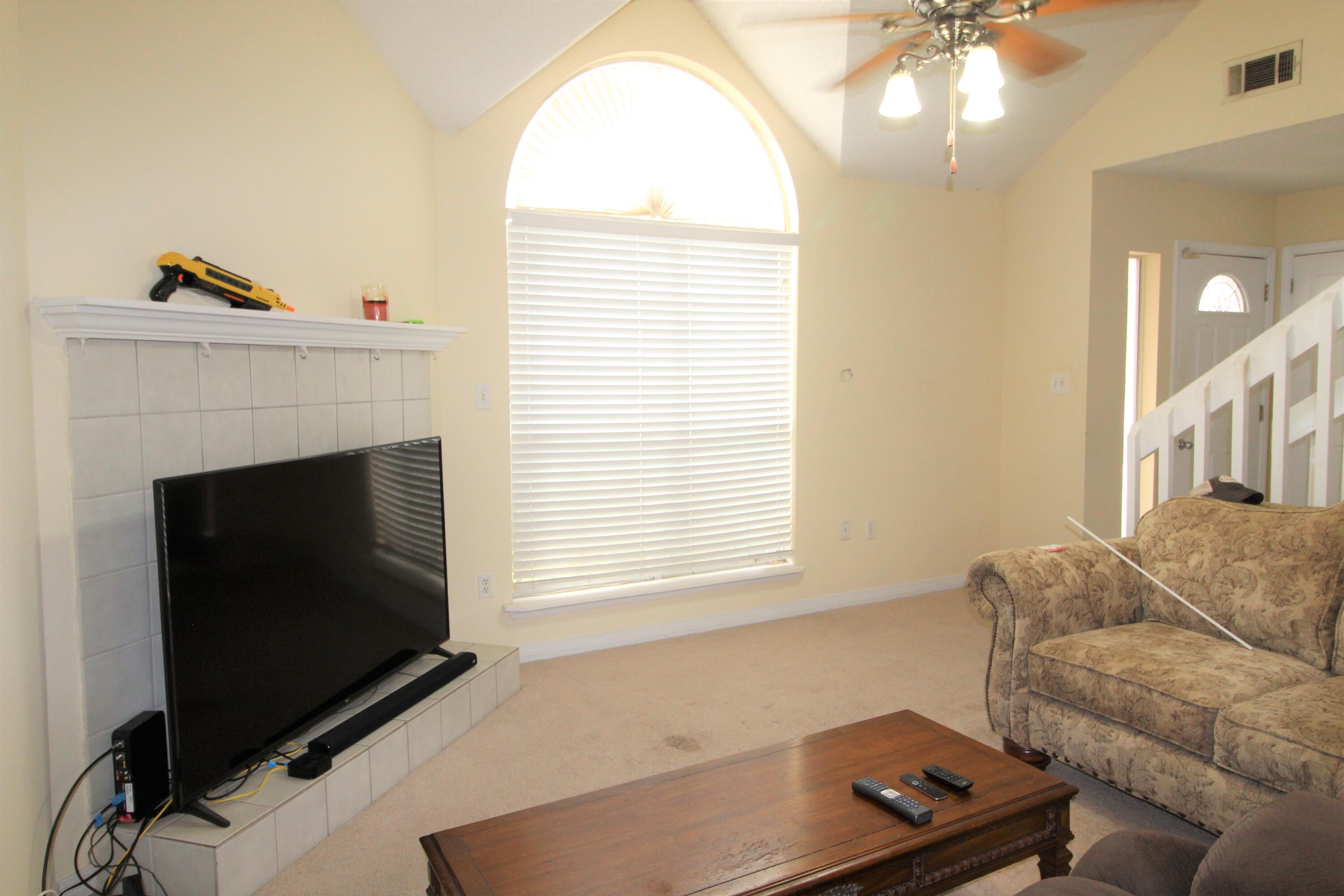 BRISTOL PARK - Residential