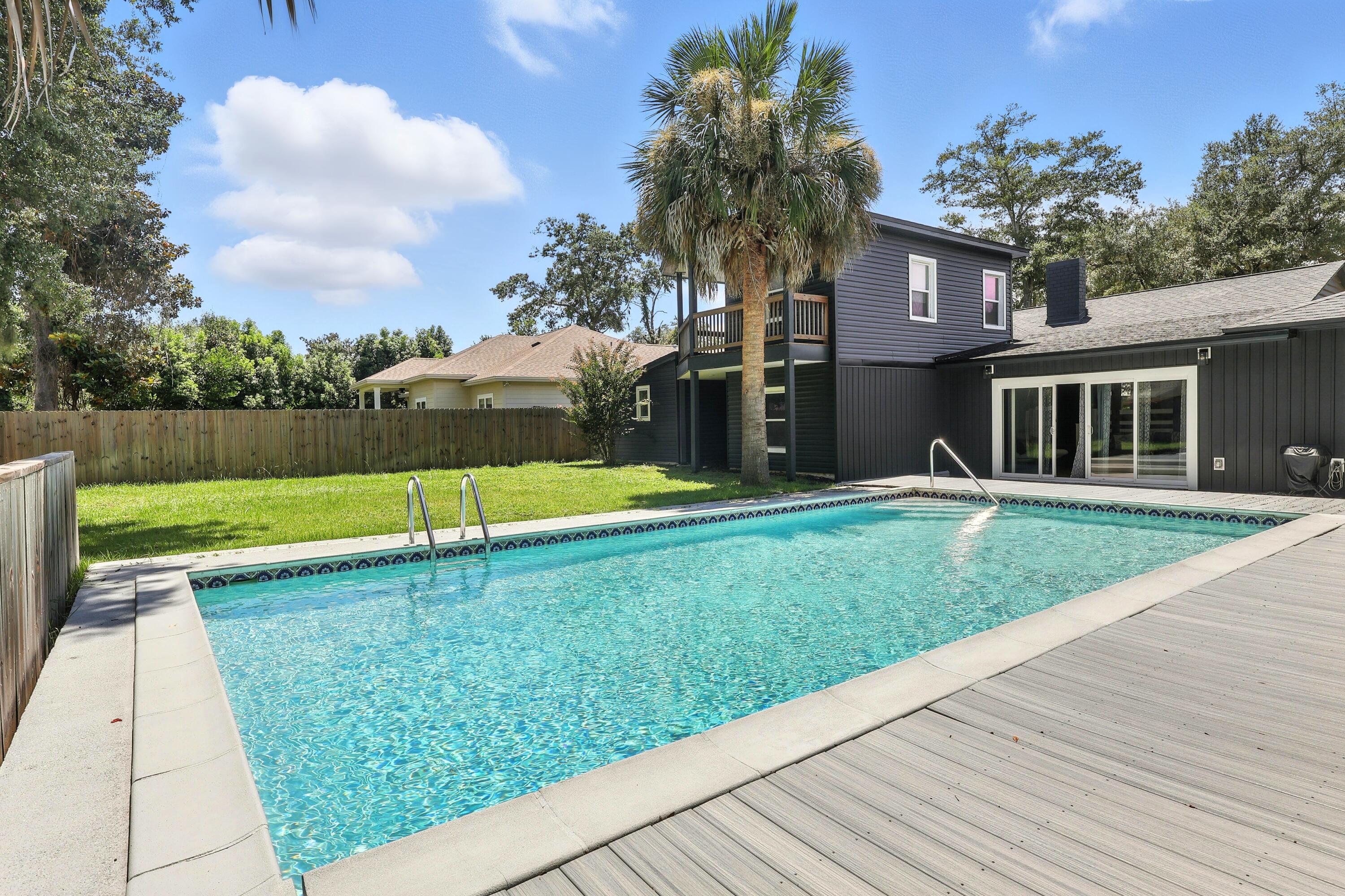 COVE THE - Residential