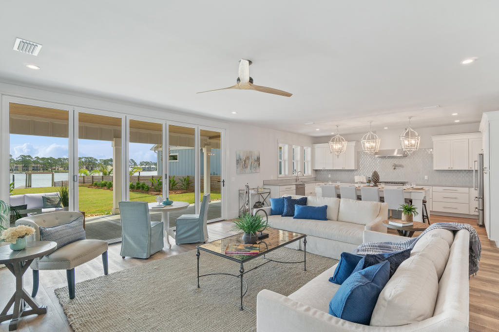 HOLIDAY BEACH UNIT 07 - Residential