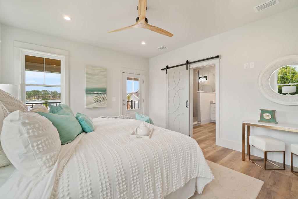 HOLIDAY BEACH UNIT 07 - Residential