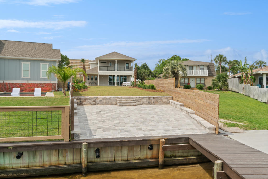 HOLIDAY BEACH UNIT 07 - Residential