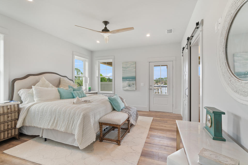 HOLIDAY BEACH UNIT 07 - Residential