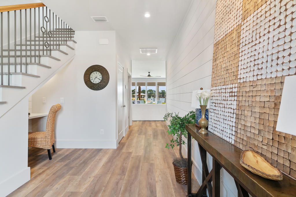 HOLIDAY BEACH UNIT 07 - Residential