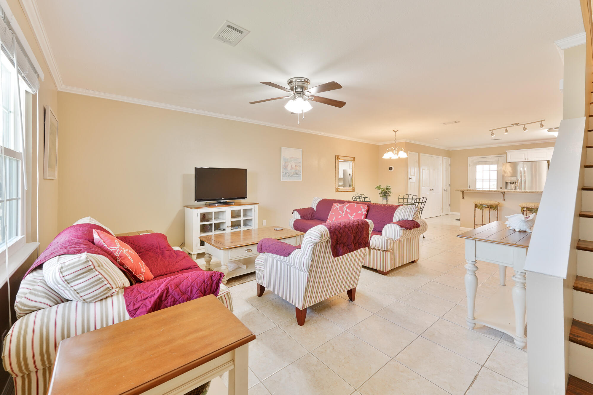 WOODLAND SHORES TOWNHOMES PHASE IV - Residential