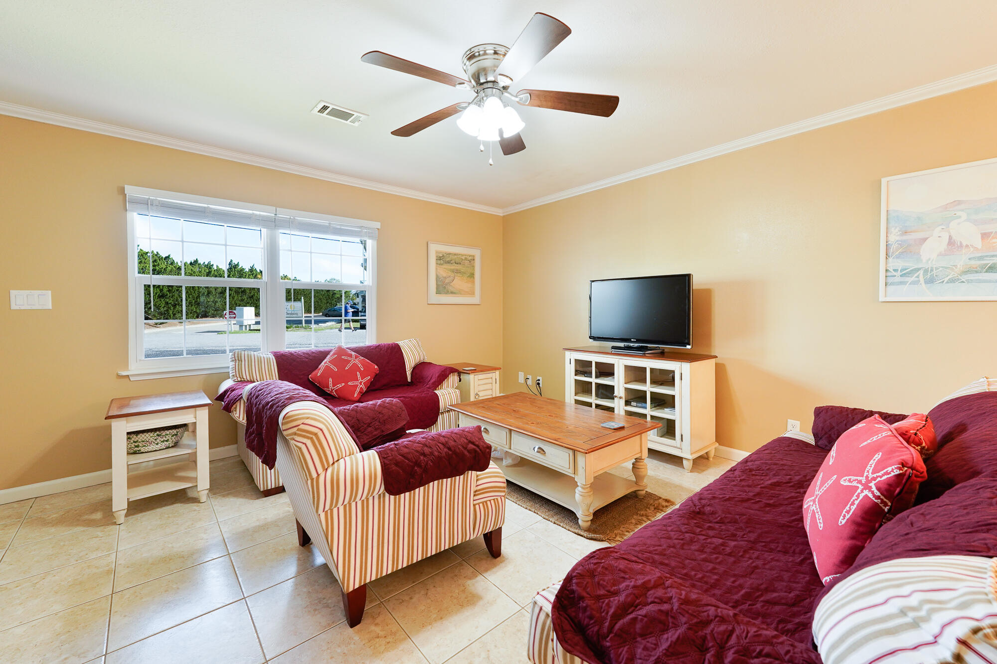 WOODLAND SHORES TOWNHOMES PHASE IV - Residential