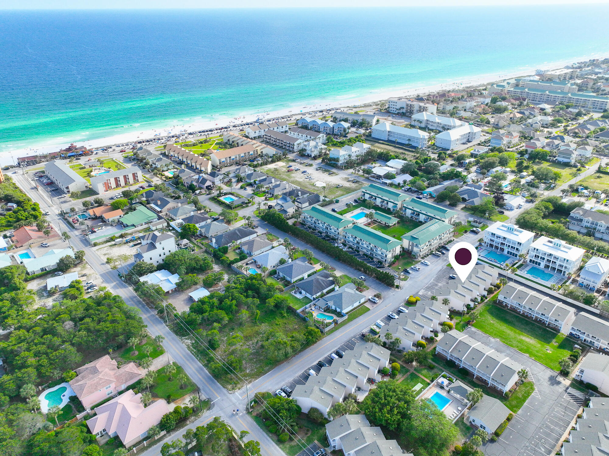 WOODLAND SHORES TOWNHOMES PHASE IV - Residential