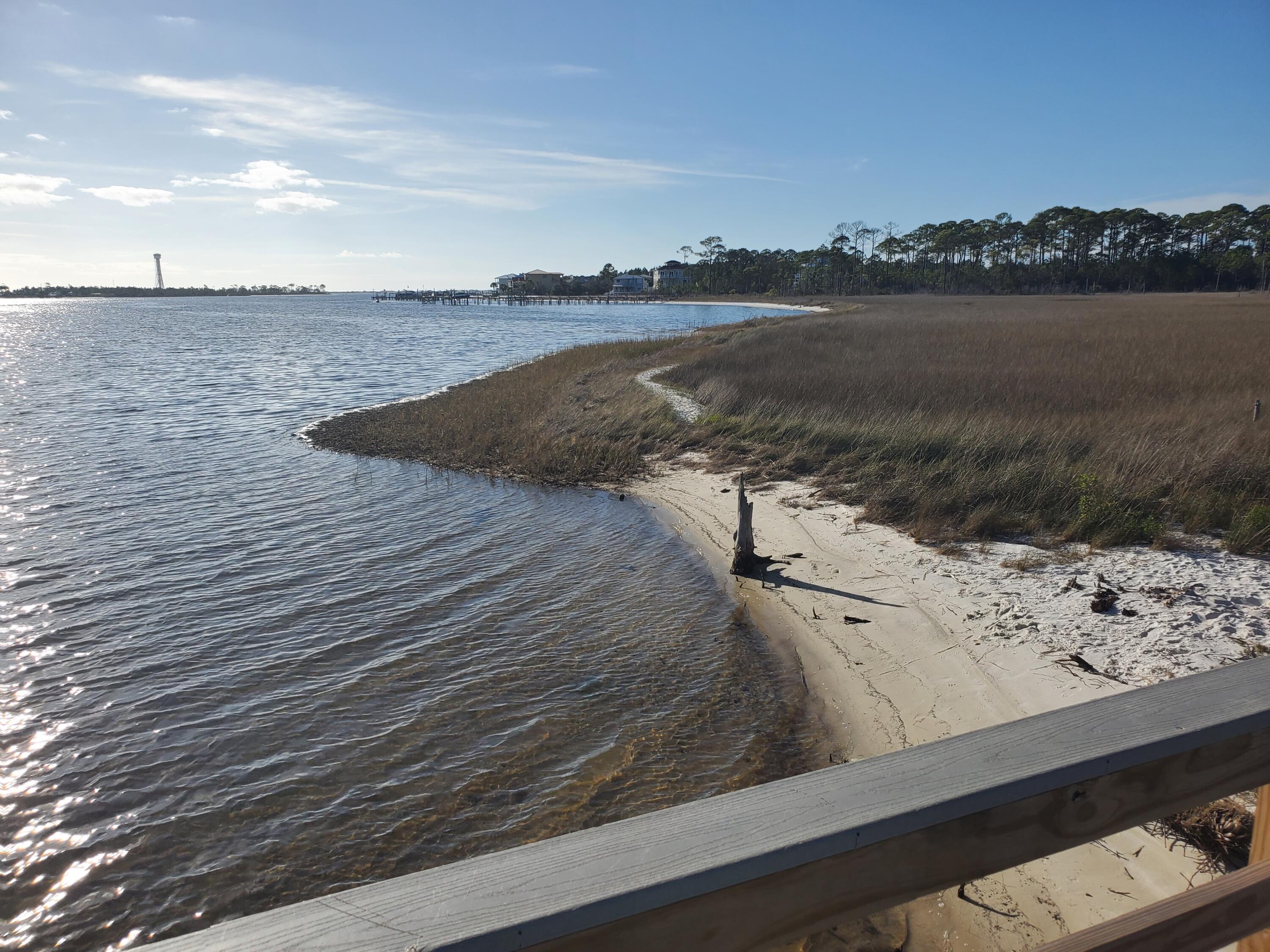 MARSH HARBOR - Residential