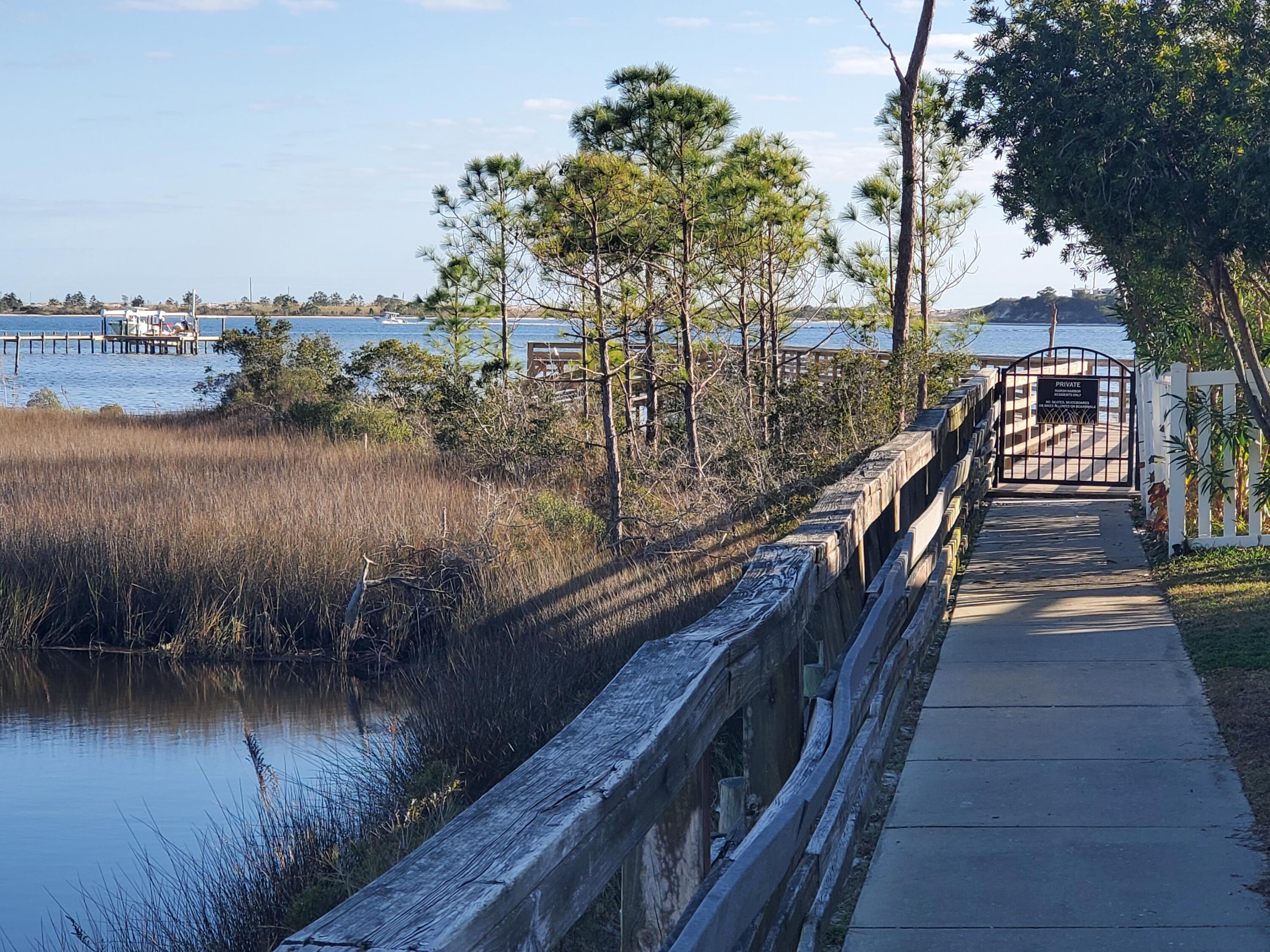 MARSH HARBOR - Residential