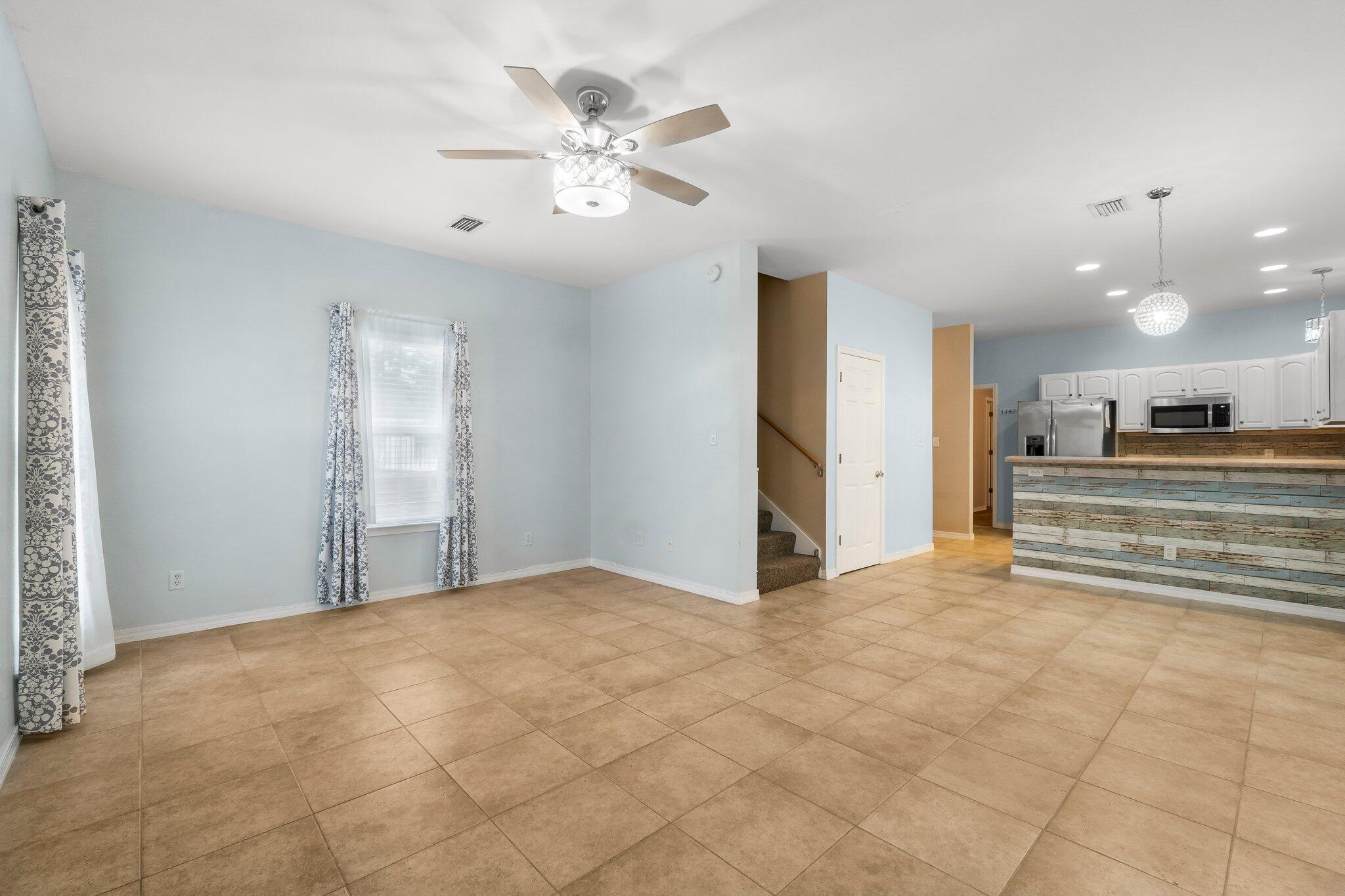 ENCHANTED ESTATES - Residential Lease