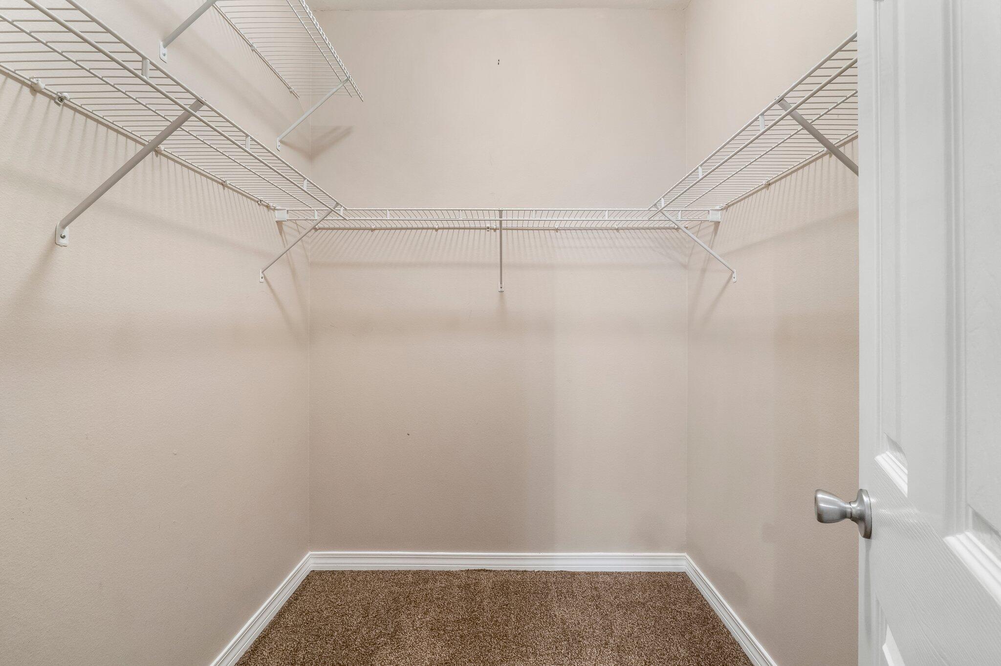 ENCHANTED ESTATES - Residential Lease