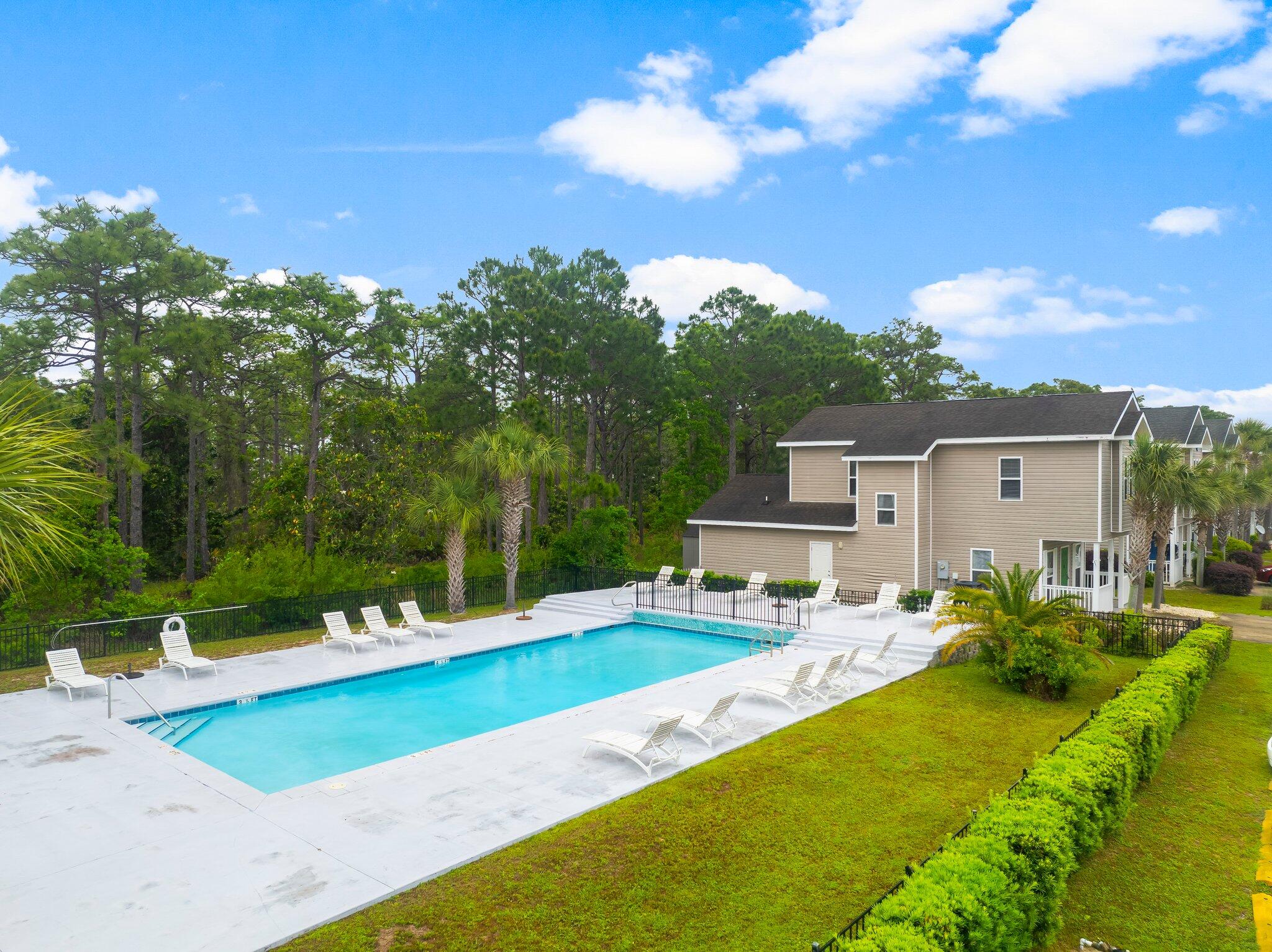 ENCHANTED ESTATES - Residential Lease