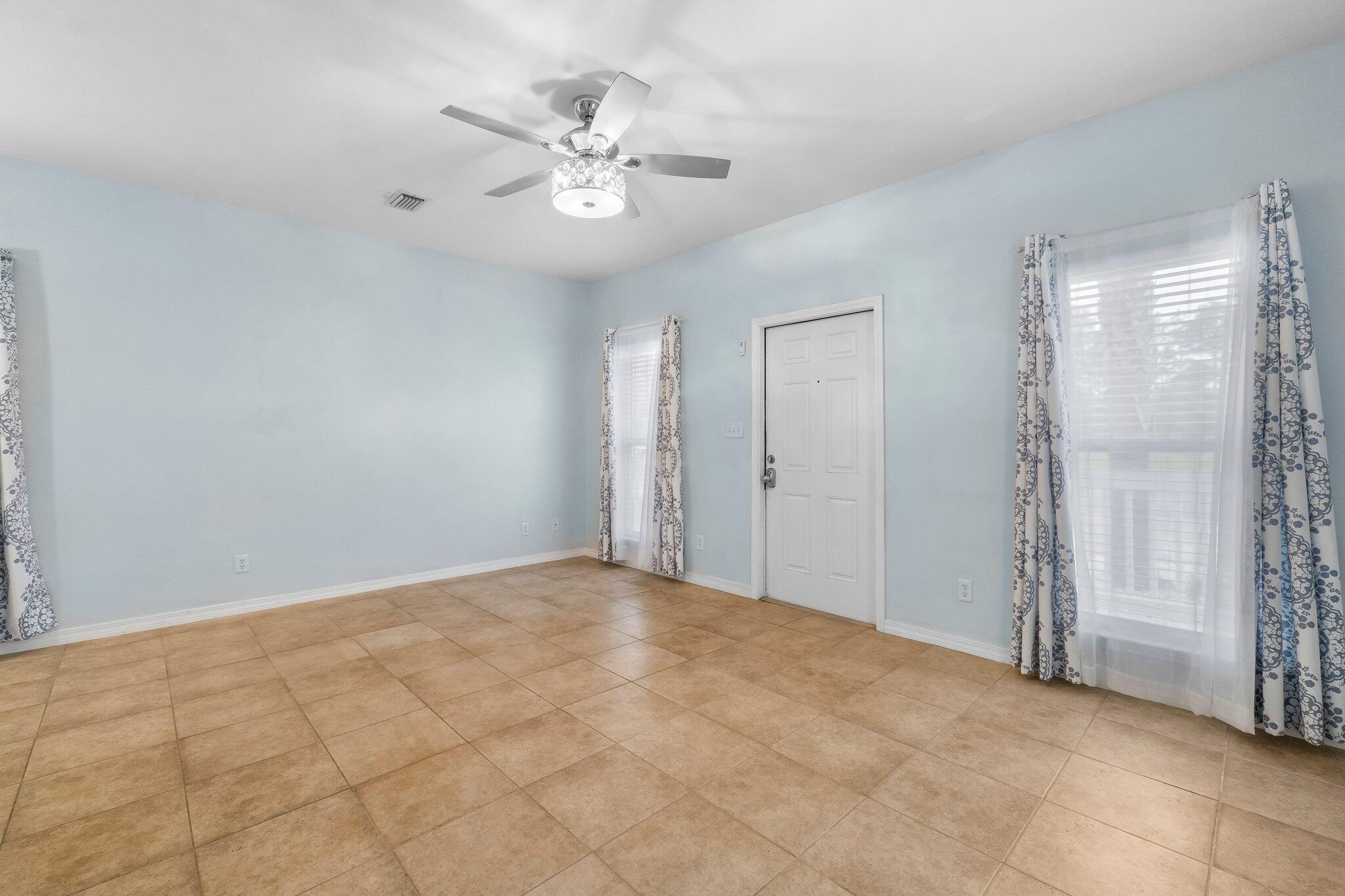 ENCHANTED ESTATES - Residential Lease