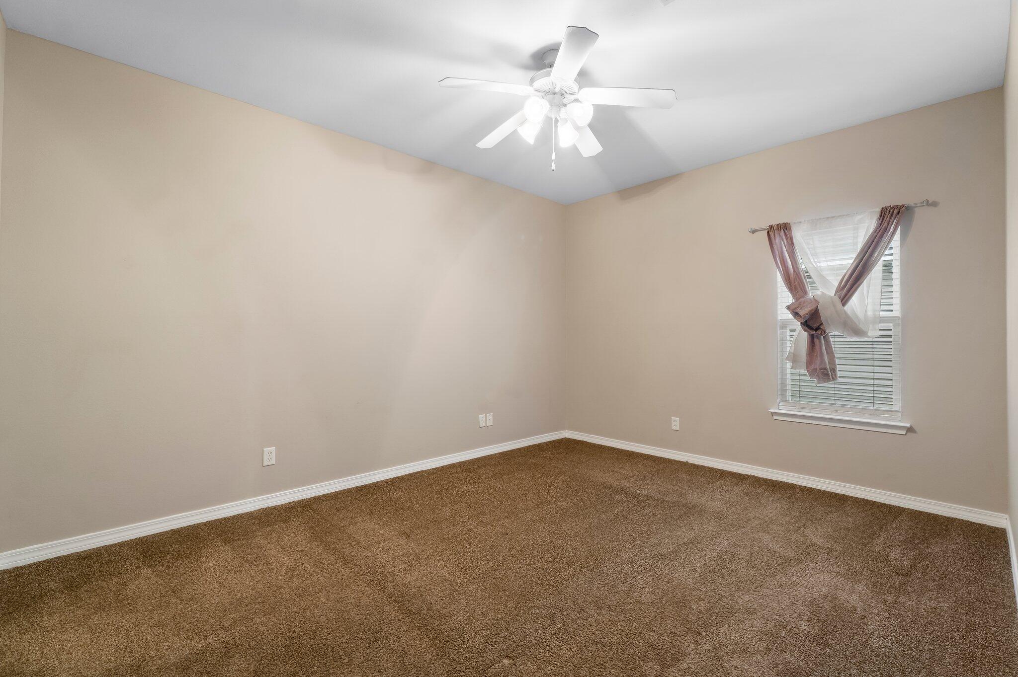 ENCHANTED ESTATES - Residential Lease