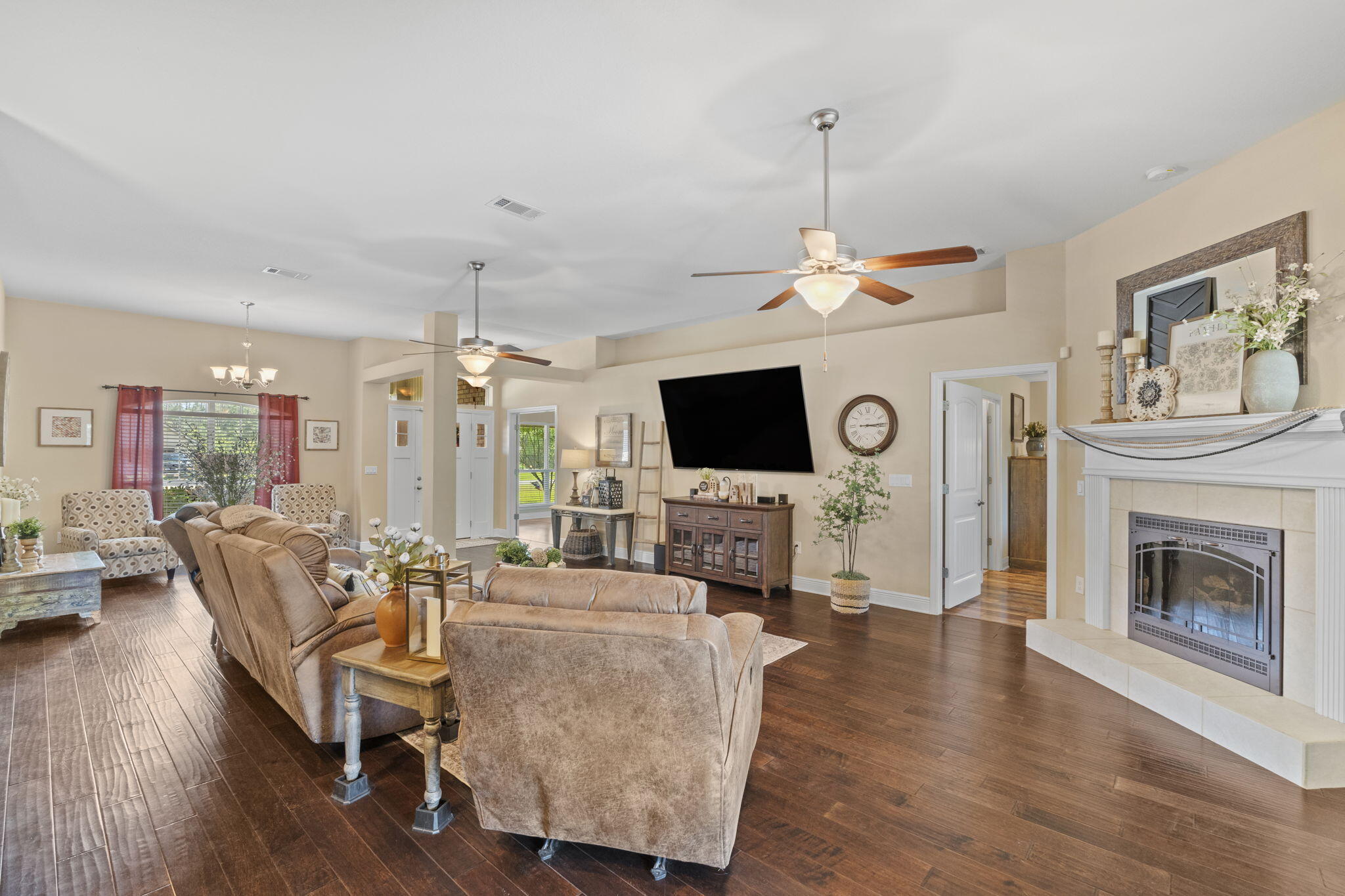 HOLLEY BY THE SEA - Residential