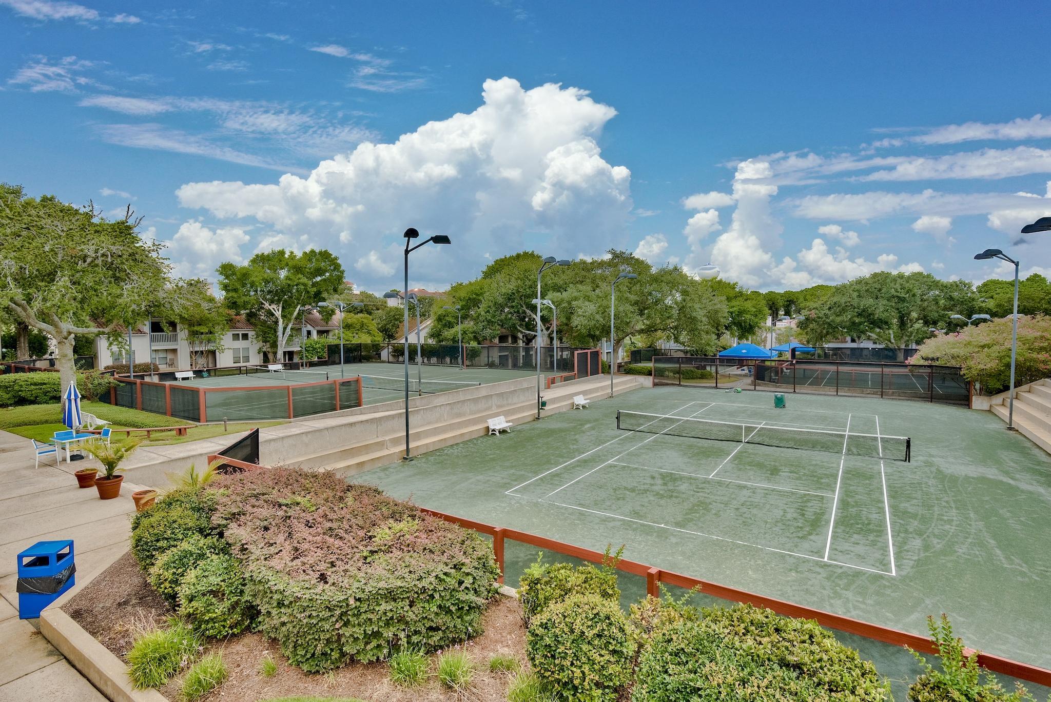 TIDES AT TOPS'L - Residential