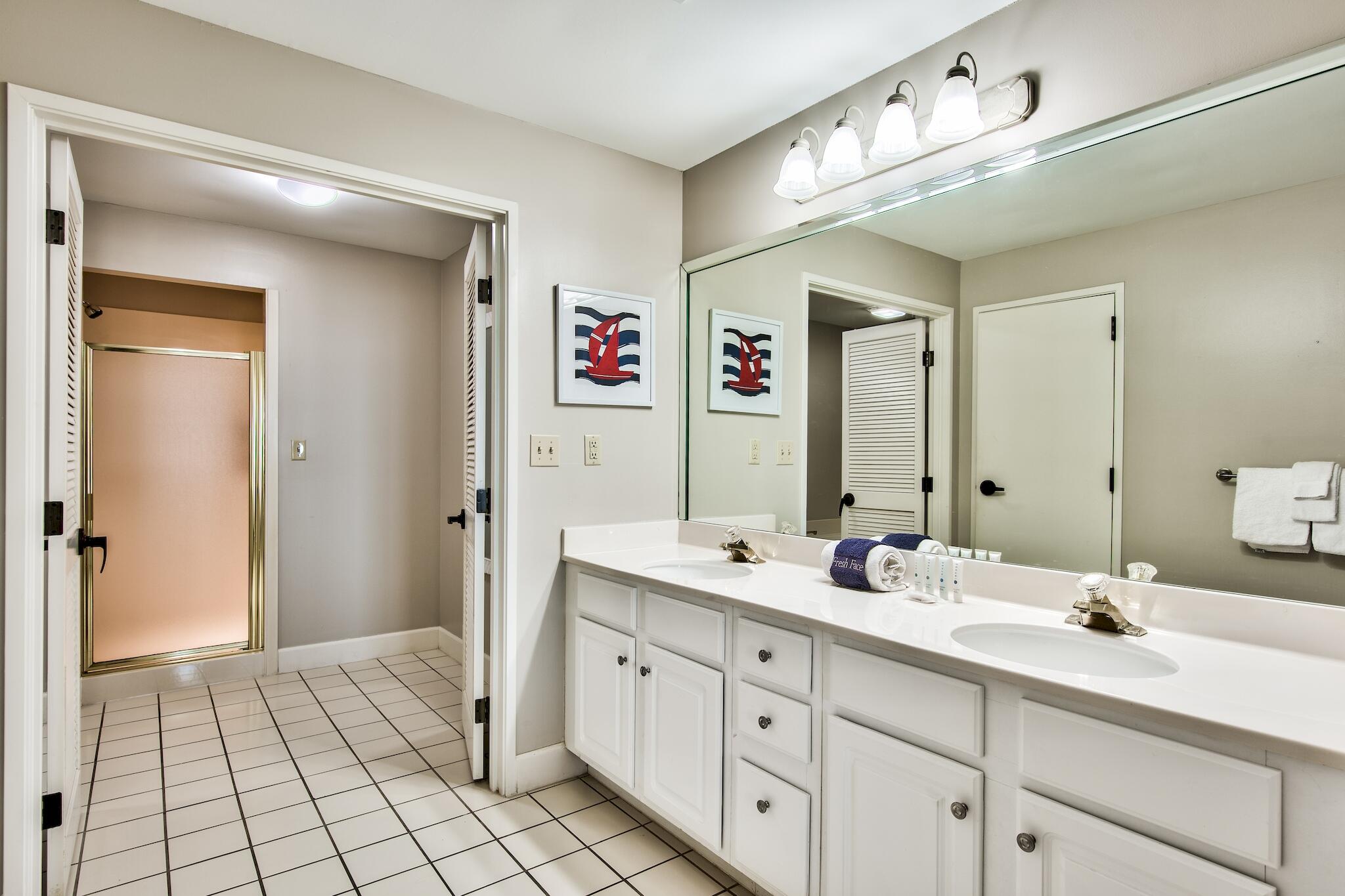 TIDES AT TOPS'L - Residential