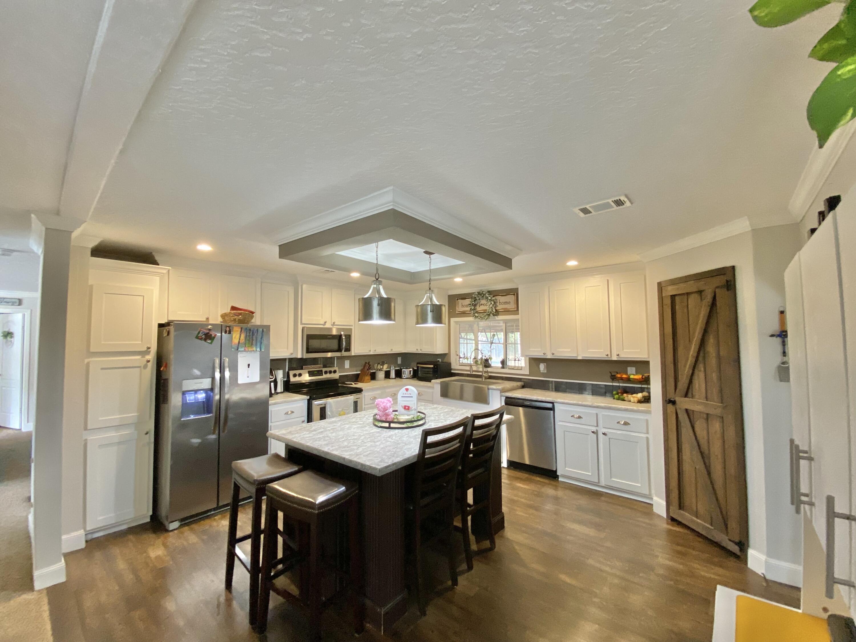 Juniper Lake Estates, Unit 6 of Oakwood Hills - Residential