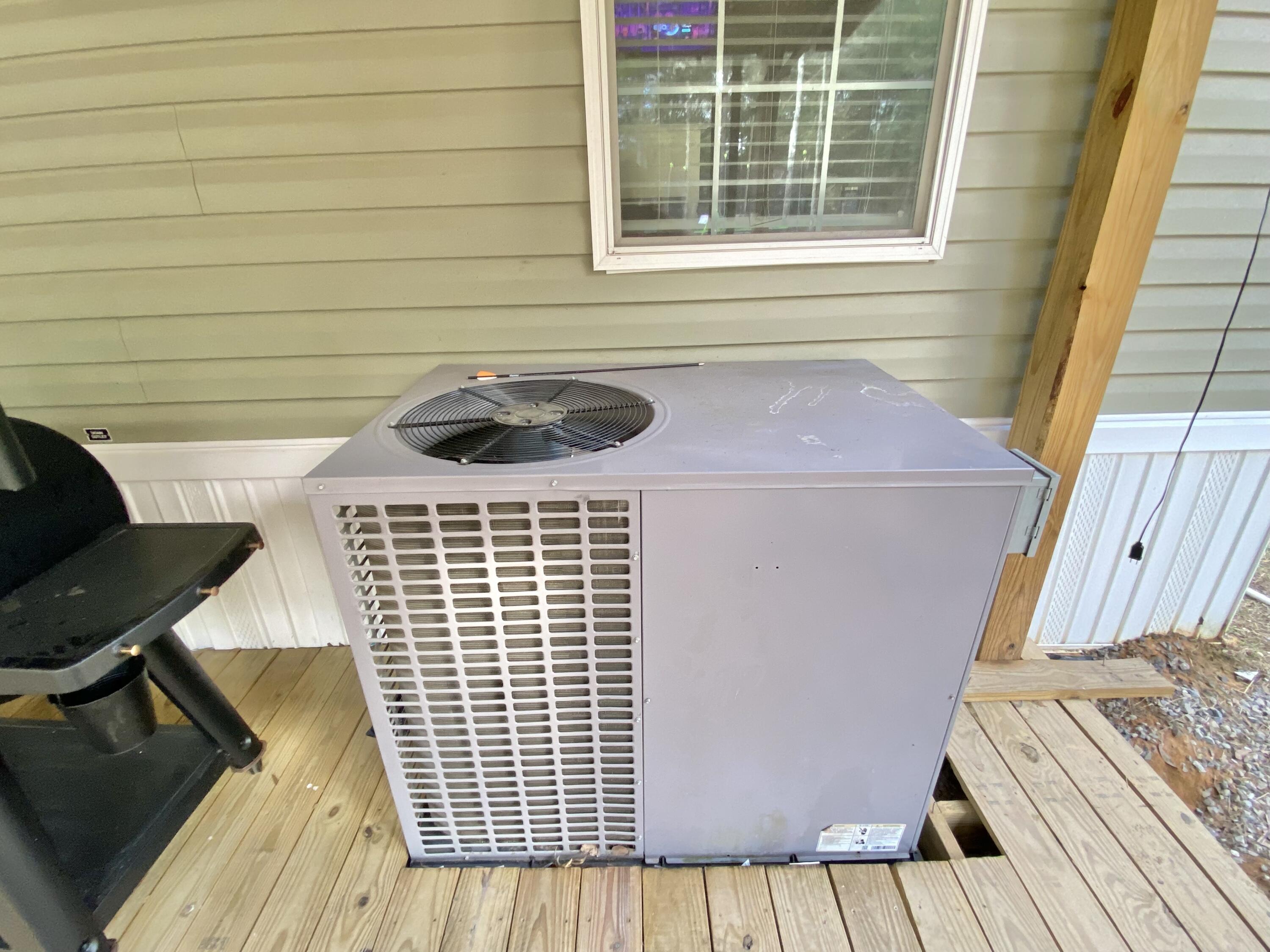 Juniper Lake Estates, Unit 6 of Oakwood Hills - Residential