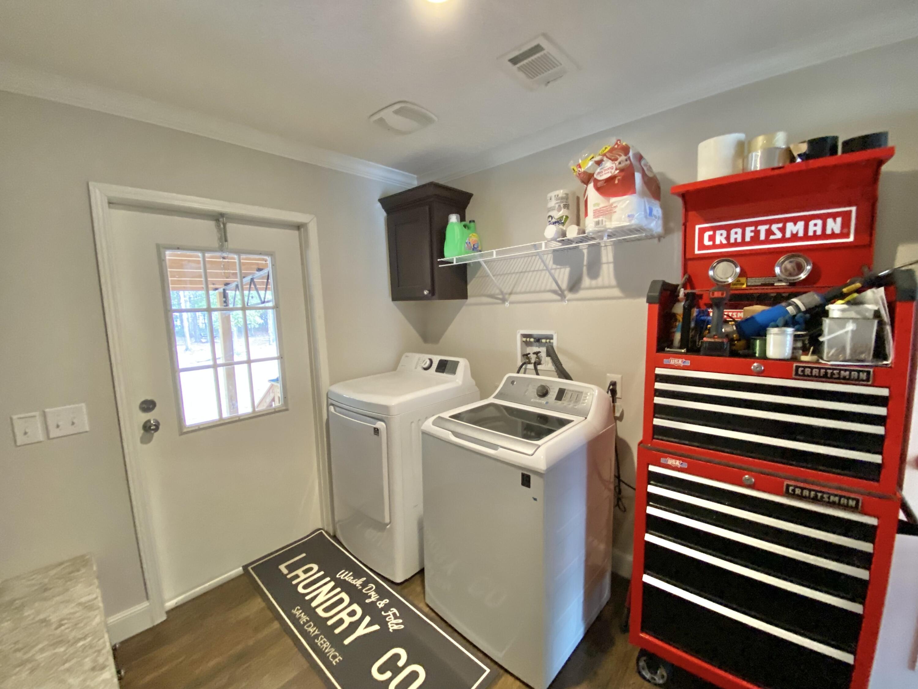 Juniper Lake Estates, Unit 6 of Oakwood Hills - Residential