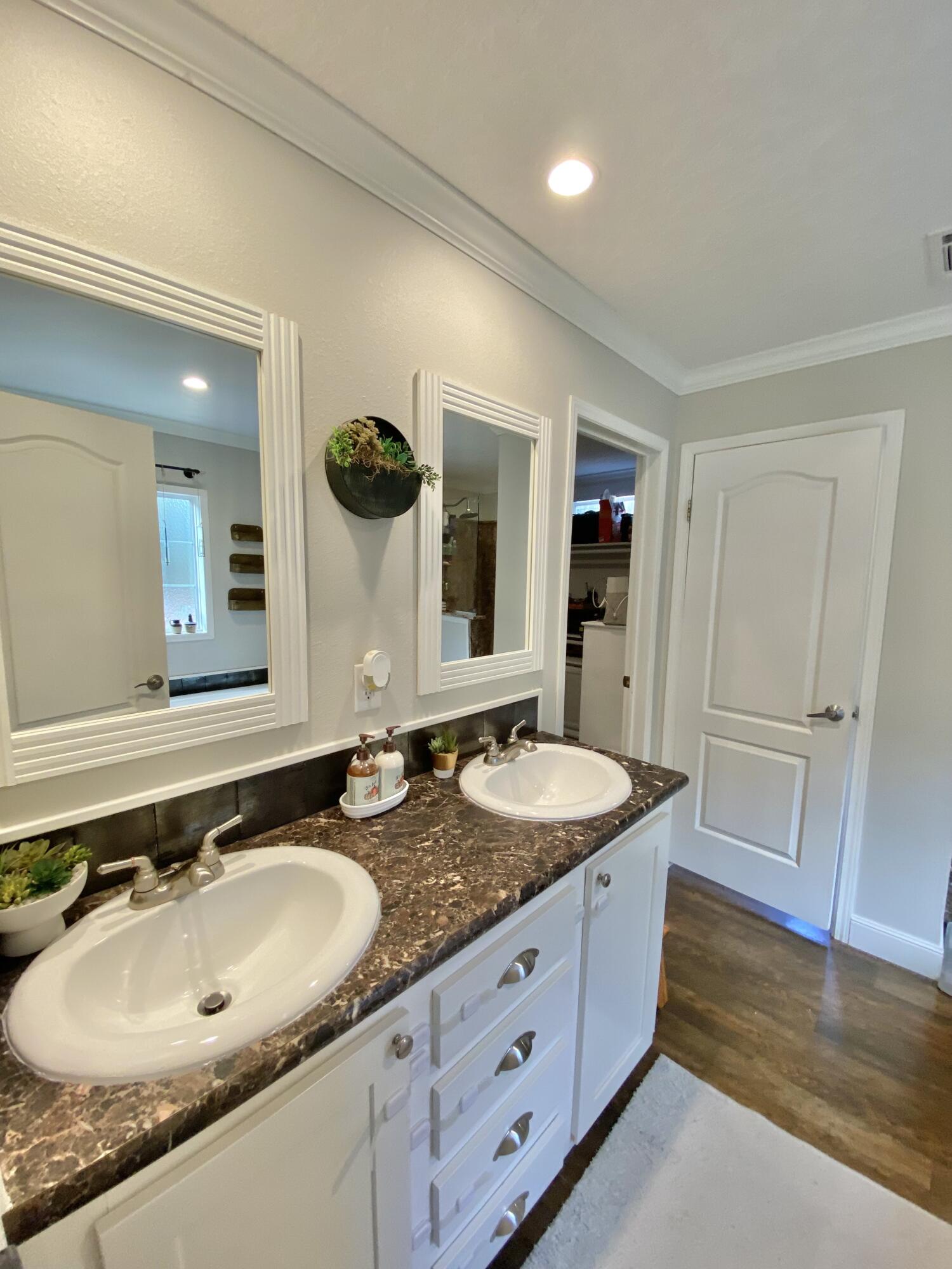 Juniper Lake Estates, Unit 6 of Oakwood Hills - Residential