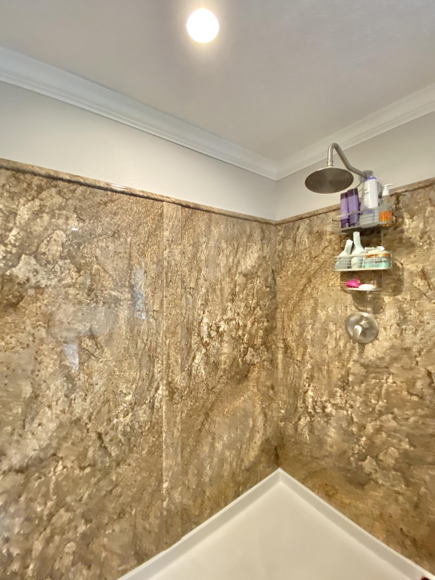 Juniper Lake Estates, Unit 6 of Oakwood Hills - Residential