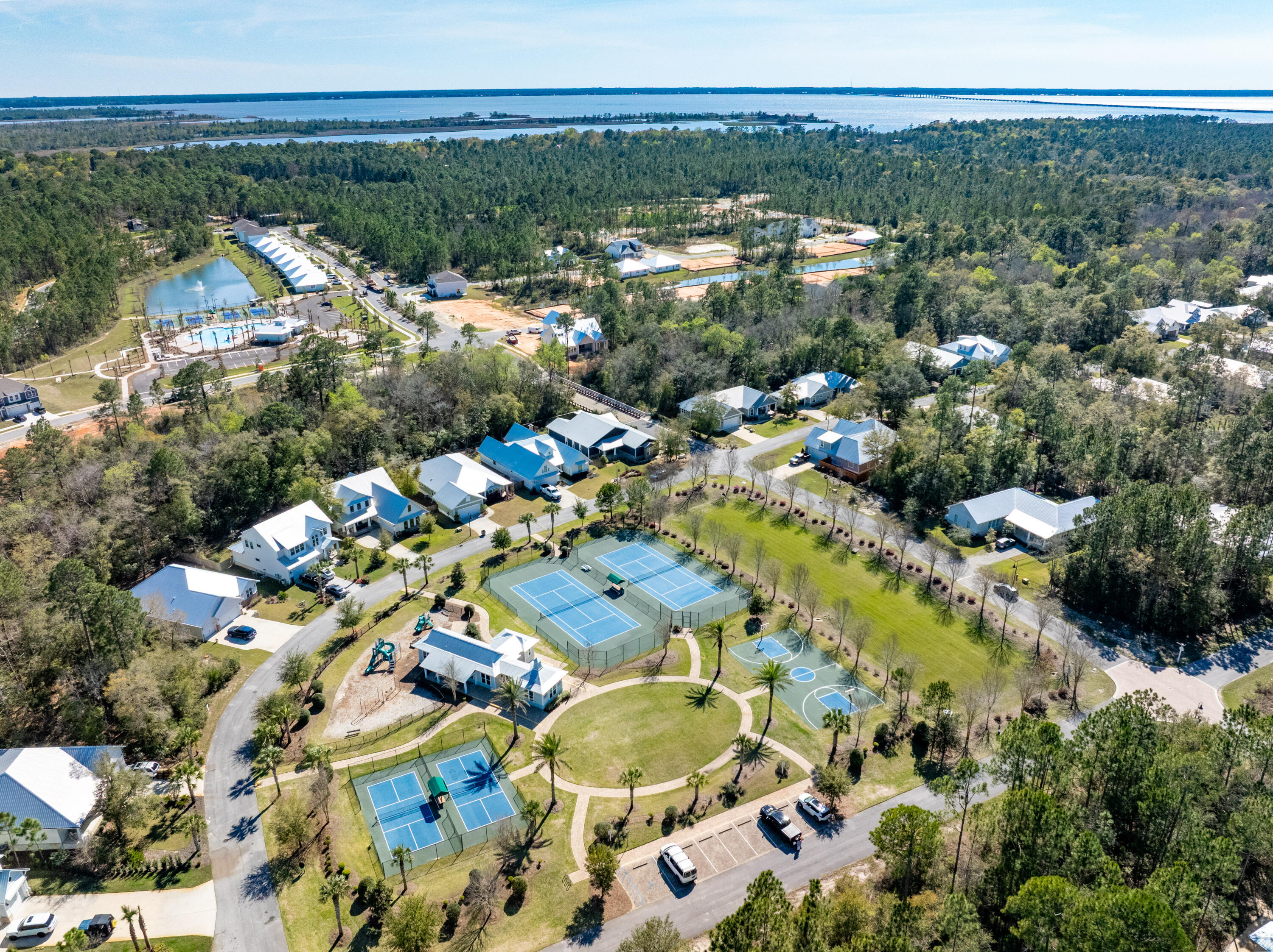 BEAR CREEK COTTAGES - Residential