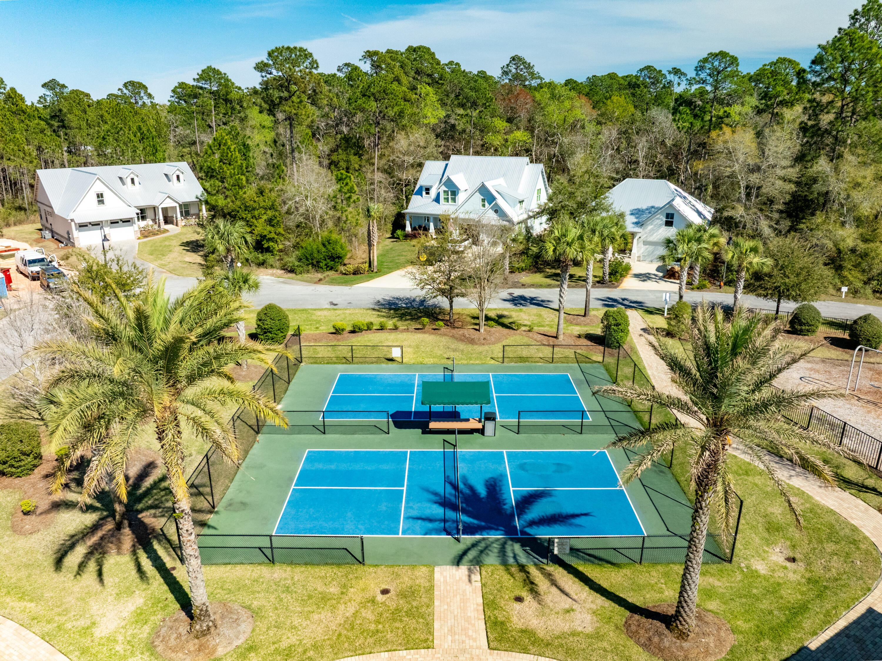 BEAR CREEK COTTAGES - Residential