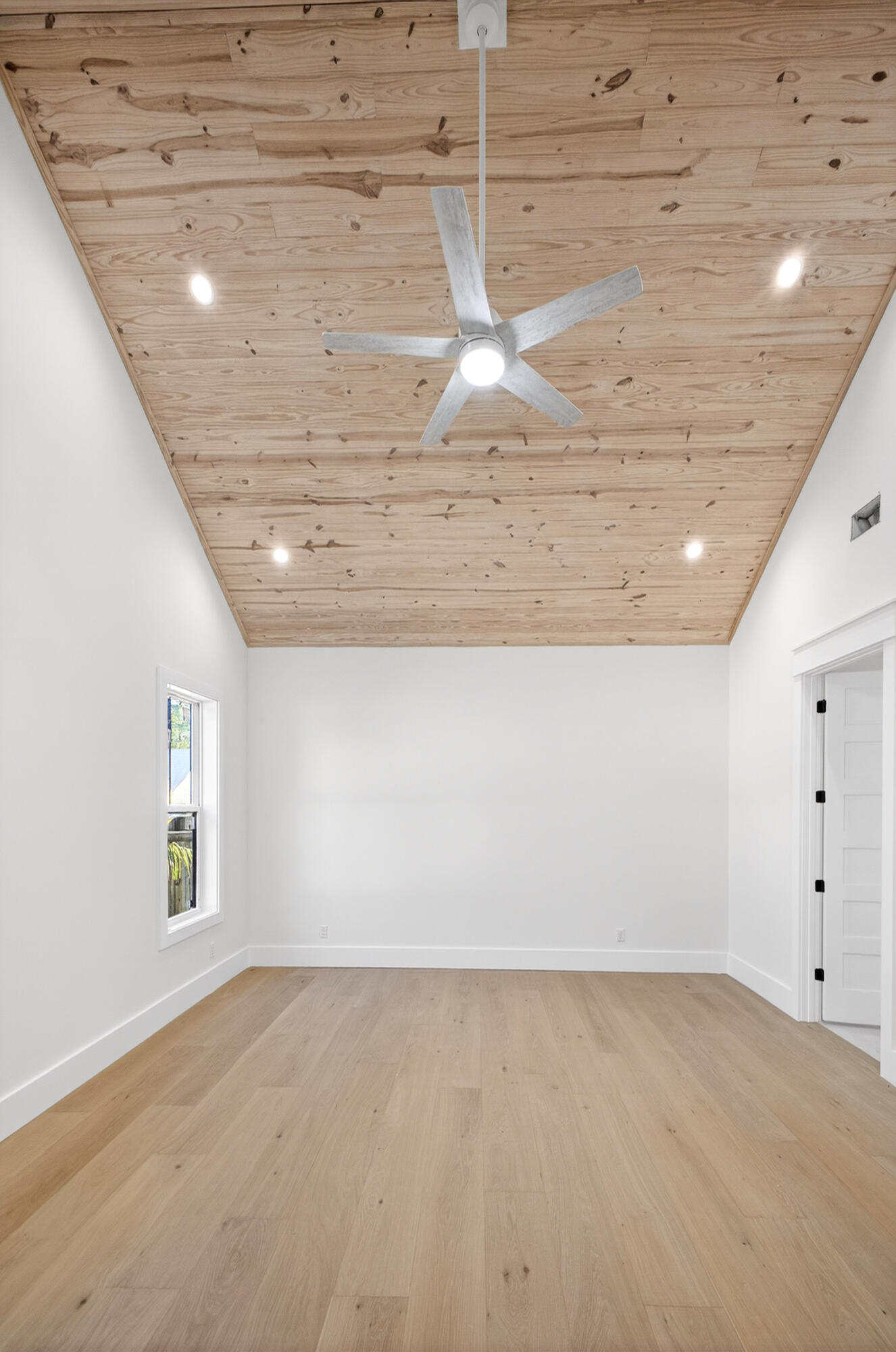 BEAR CREEK COTTAGES - Residential