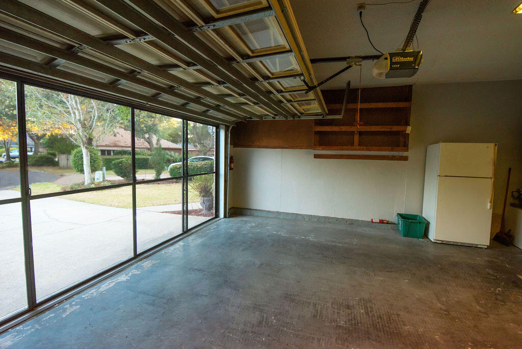 PARKWOOD COURT AT BLUEWATER BAY - Residential