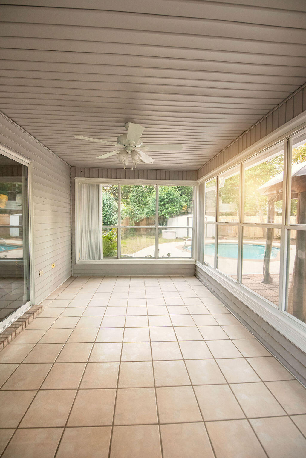 PARKWOOD COURT AT BLUEWATER BAY - Residential