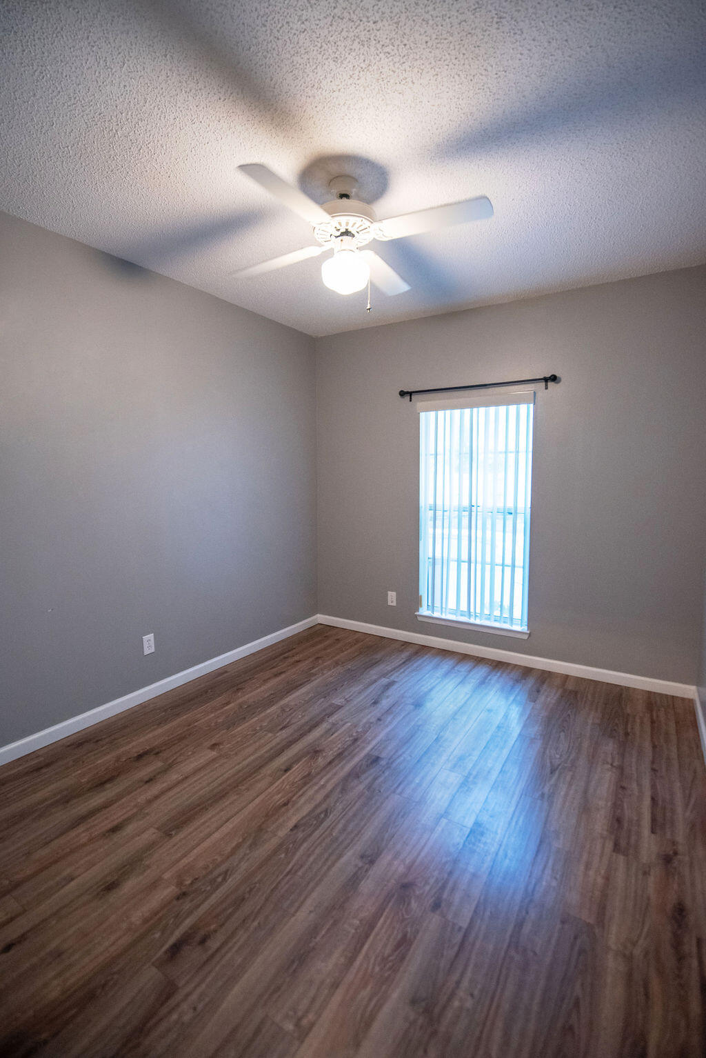 PARKWOOD COURT AT BLUEWATER BAY - Residential