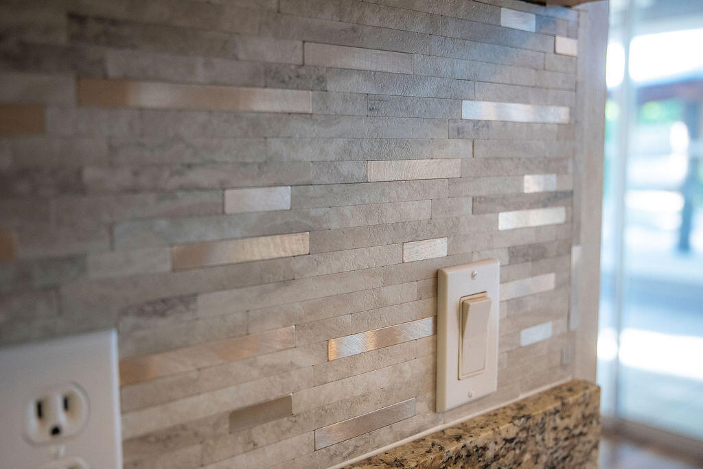 PARKWOOD COURT AT BLUEWATER BAY - Residential