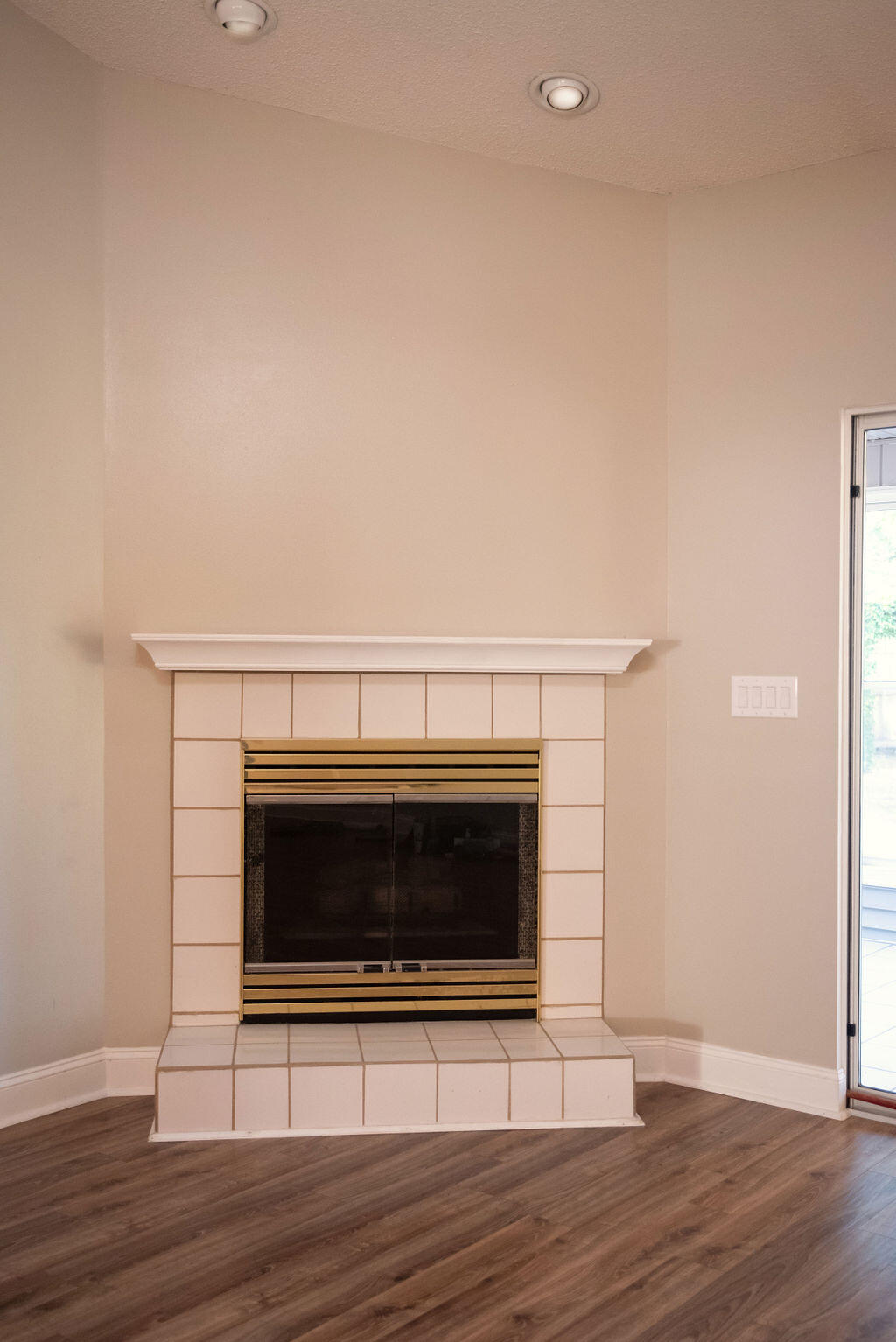 PARKWOOD COURT AT BLUEWATER BAY - Residential