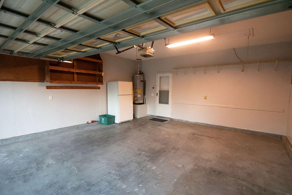 PARKWOOD COURT AT BLUEWATER BAY - Residential