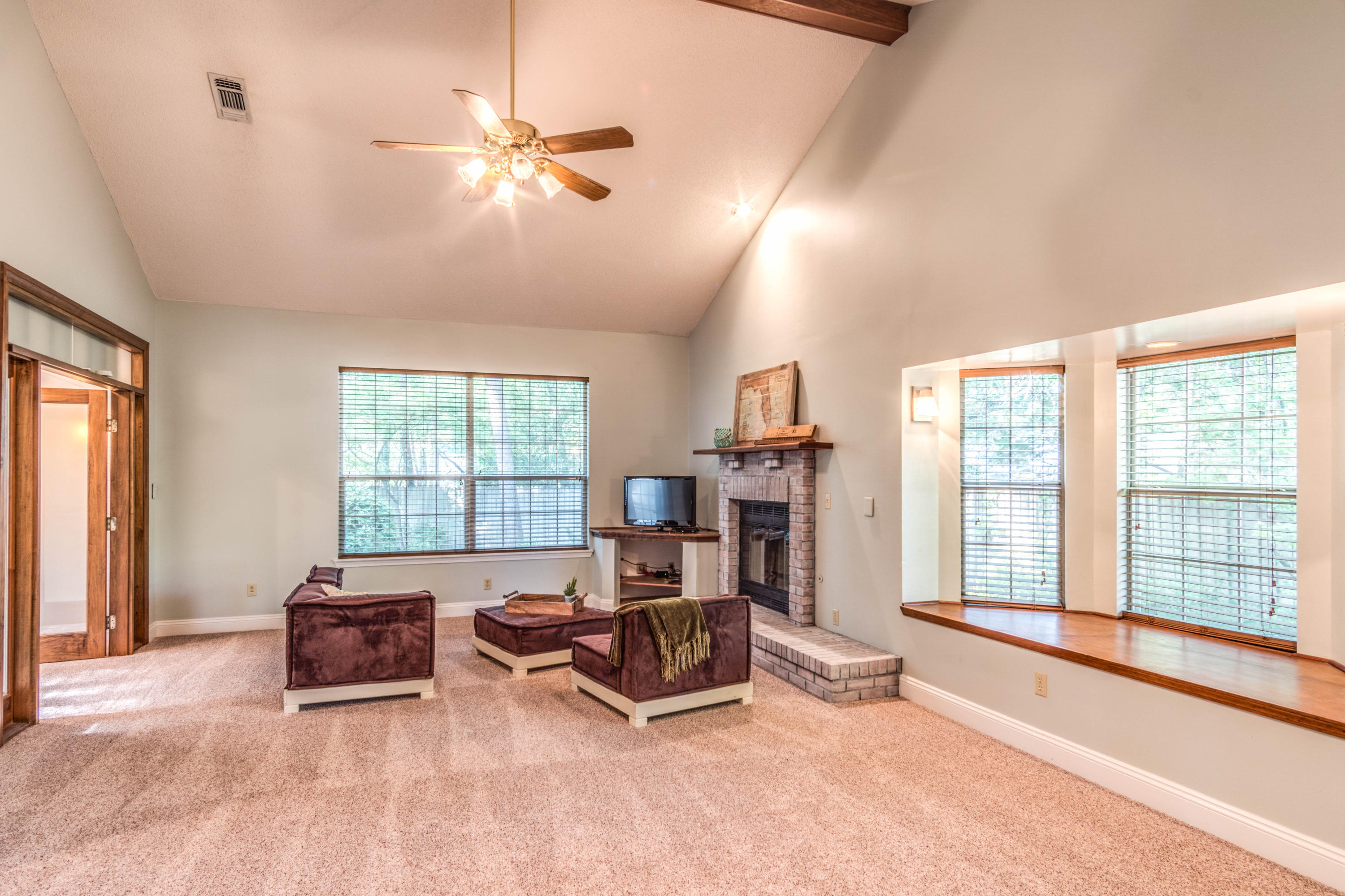 PARKWOOD ESTATES PH 1 BLUEWATER BAY - Residential