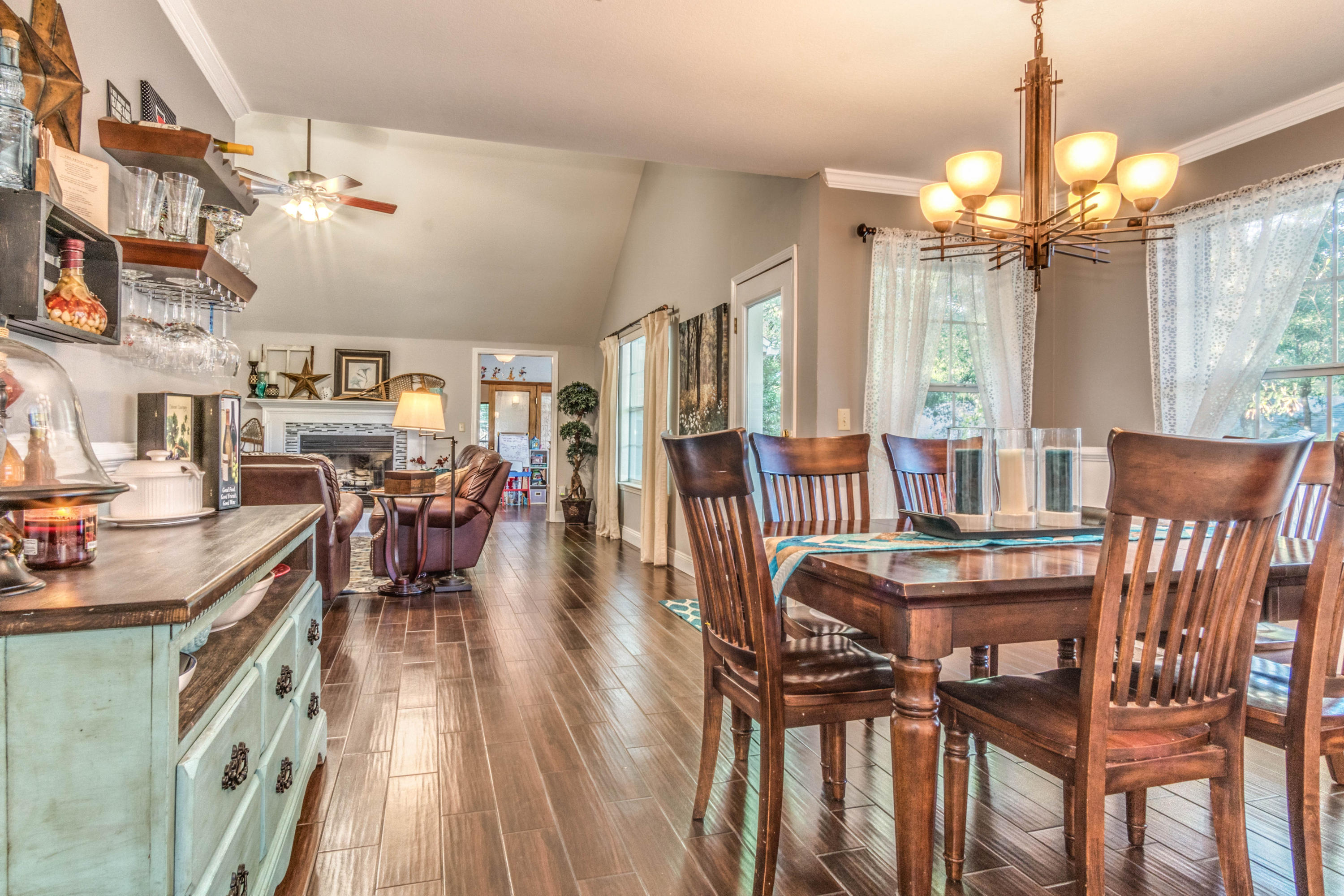 PARKWOOD ESTATES PH 1 BLUEWATER BAY - Residential