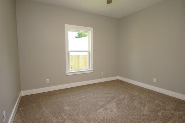 NORTHERN PINES S/D LOT 13 BLK B - Residential