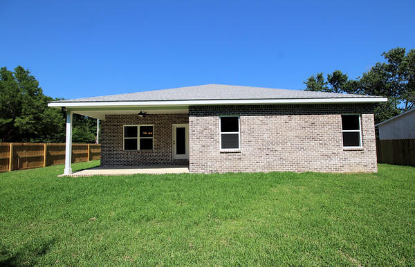 NORTHERN PINES S/D LOT 13 BLK B - Residential