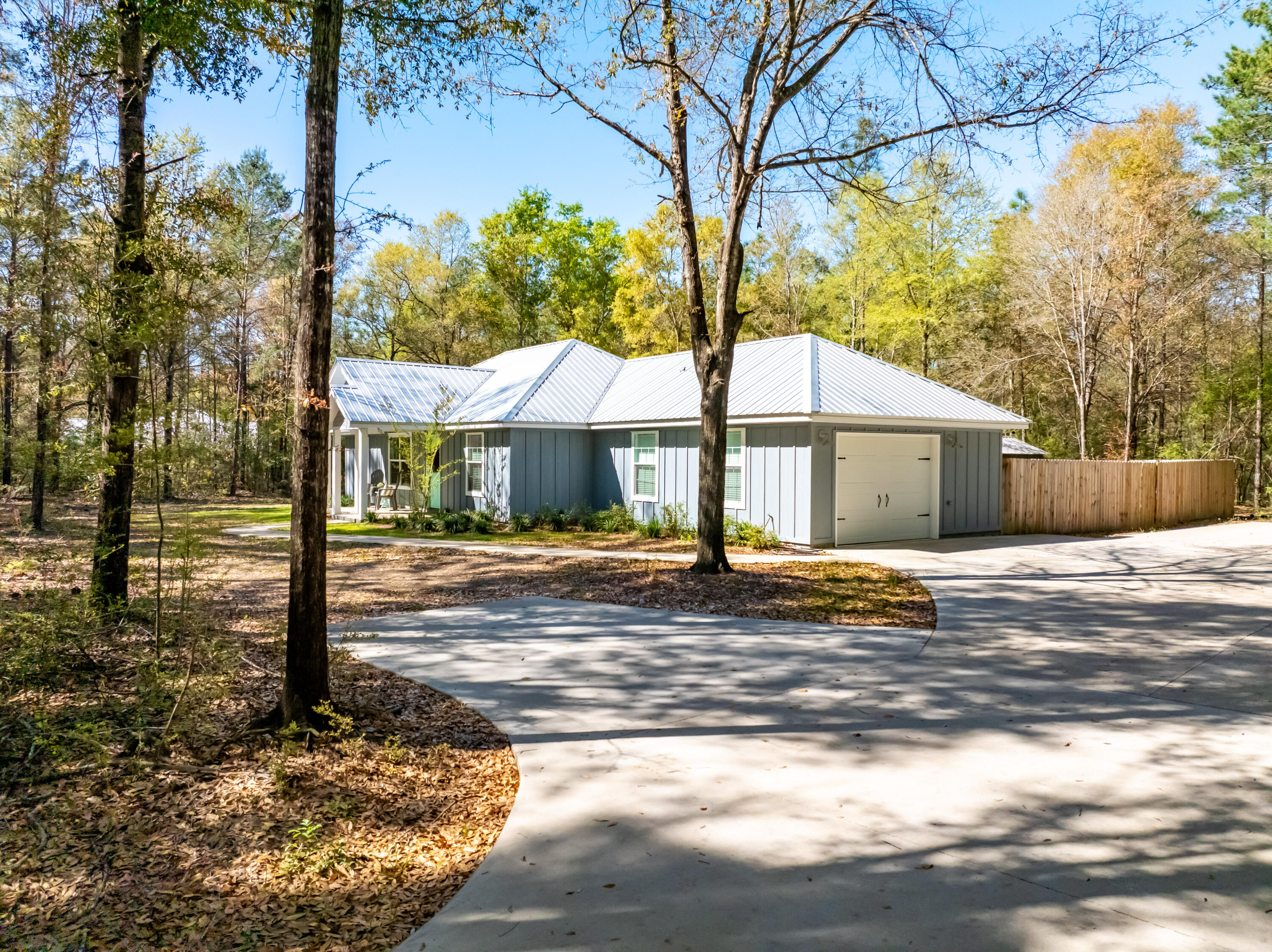 NO RECORDED SUBDIVISION - Residential