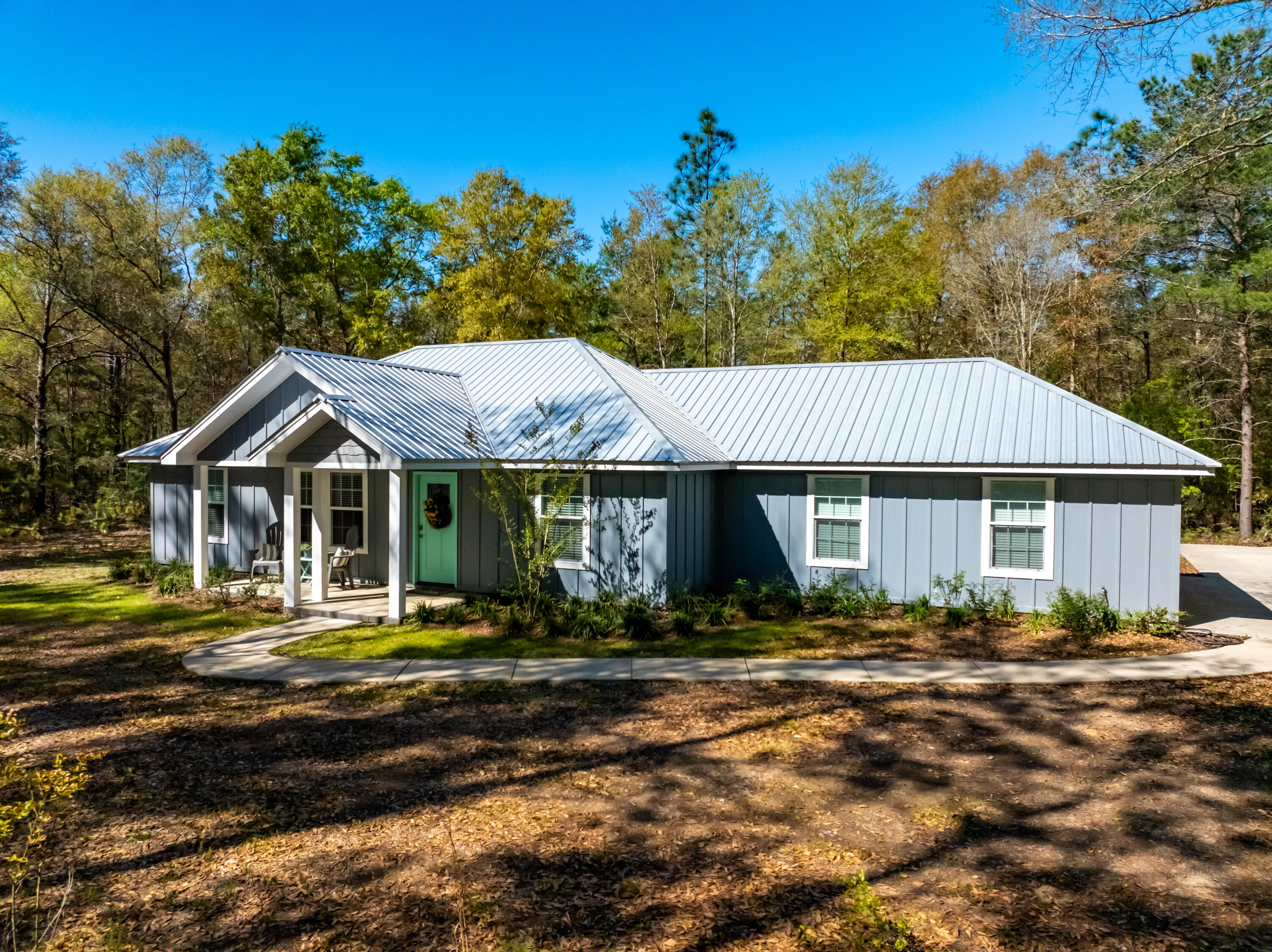 NO RECORDED SUBDIVISION - Residential