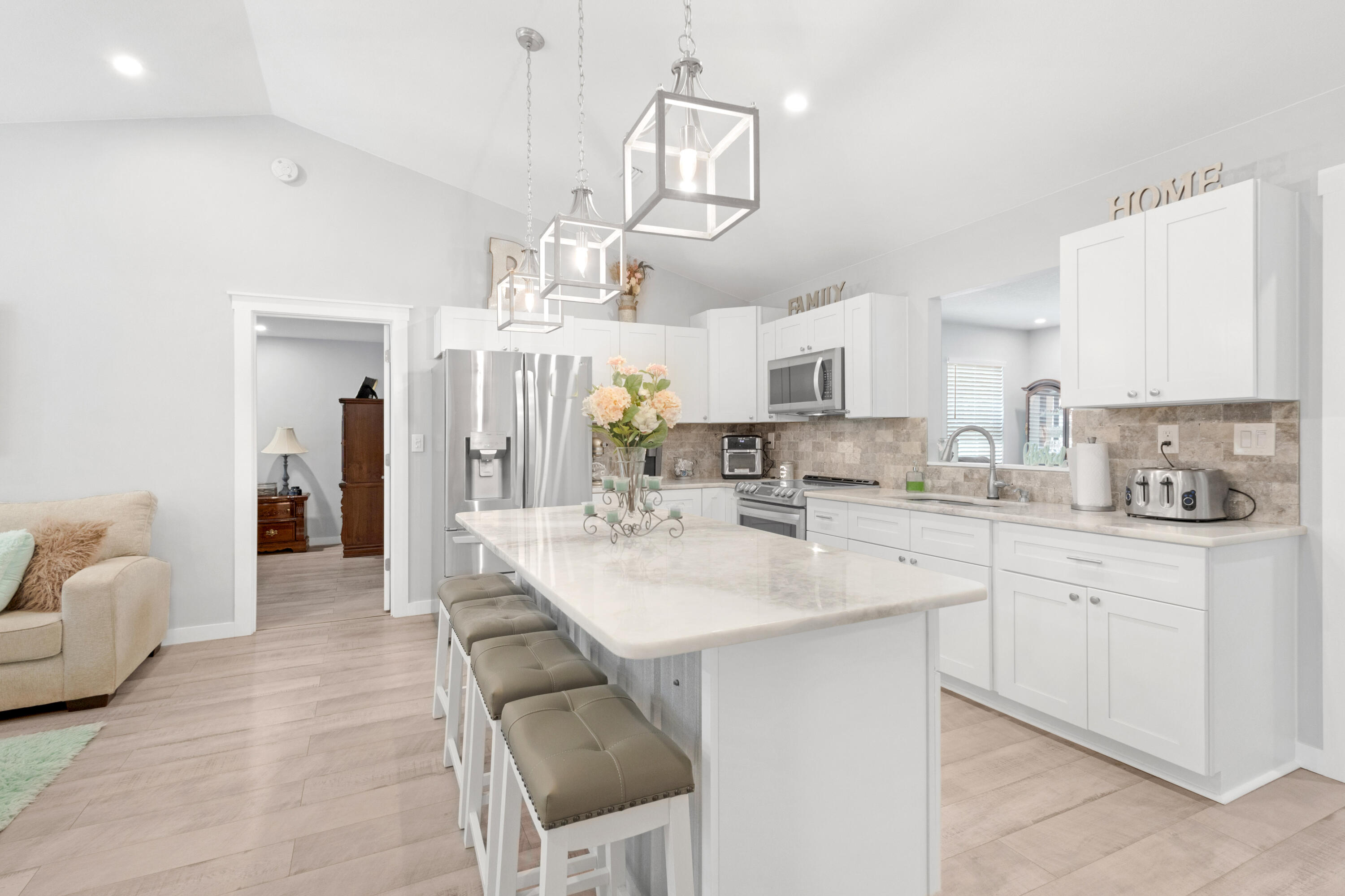 NO RECORDED SUBDIVISION - Residential