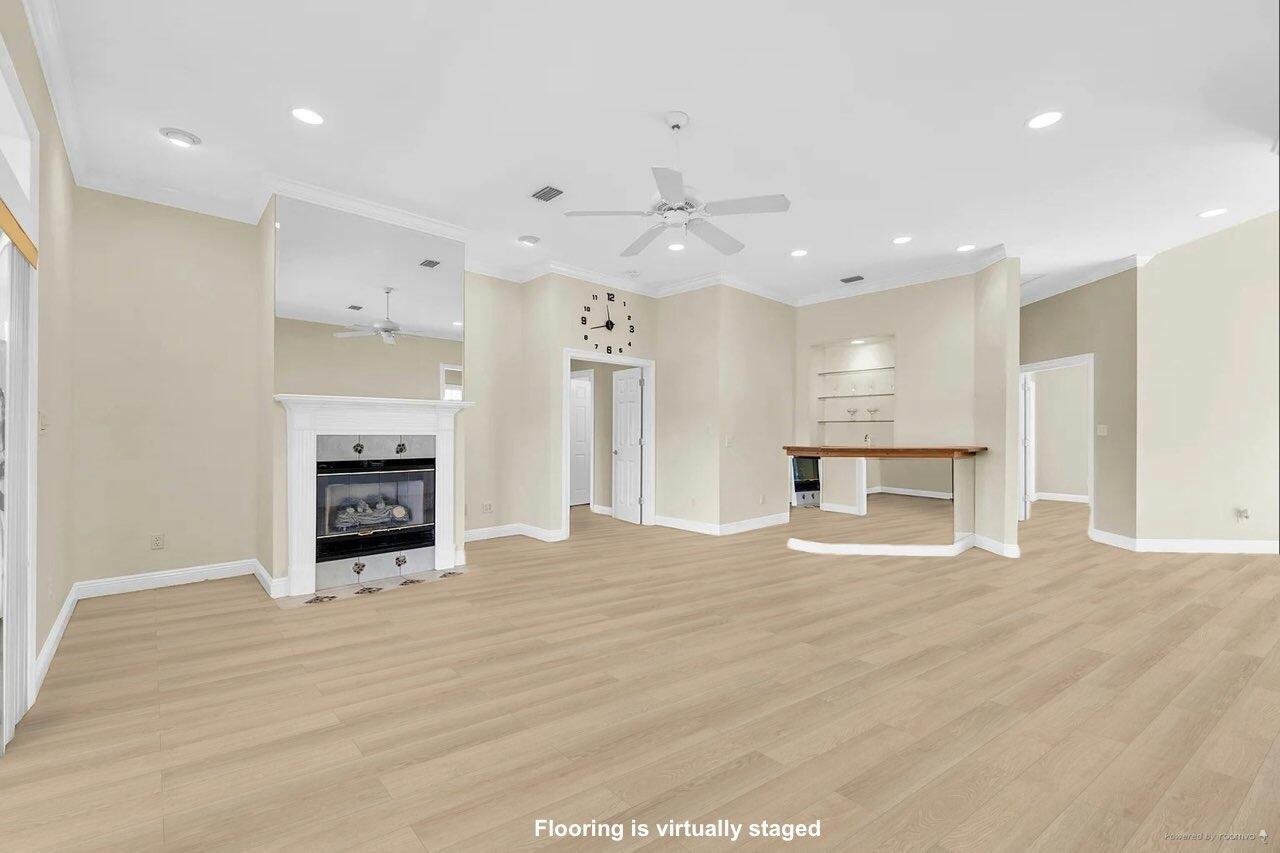 EMERALD LAKES PH 1 - Residential