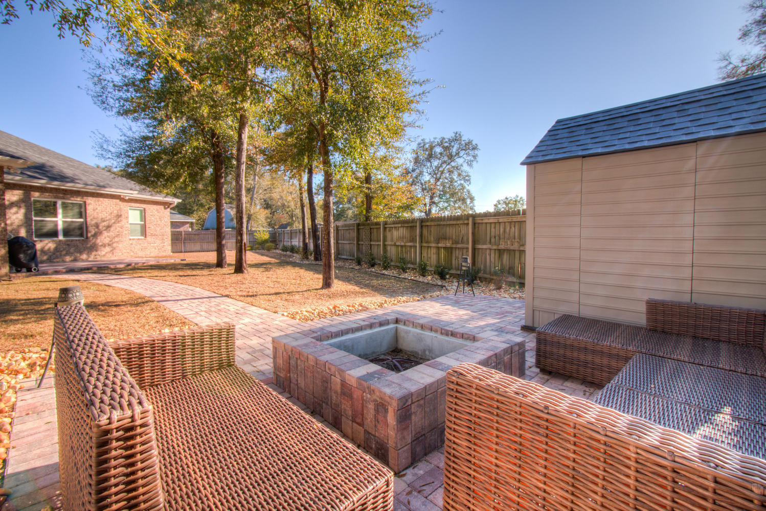 ARROWHEAD - Residential