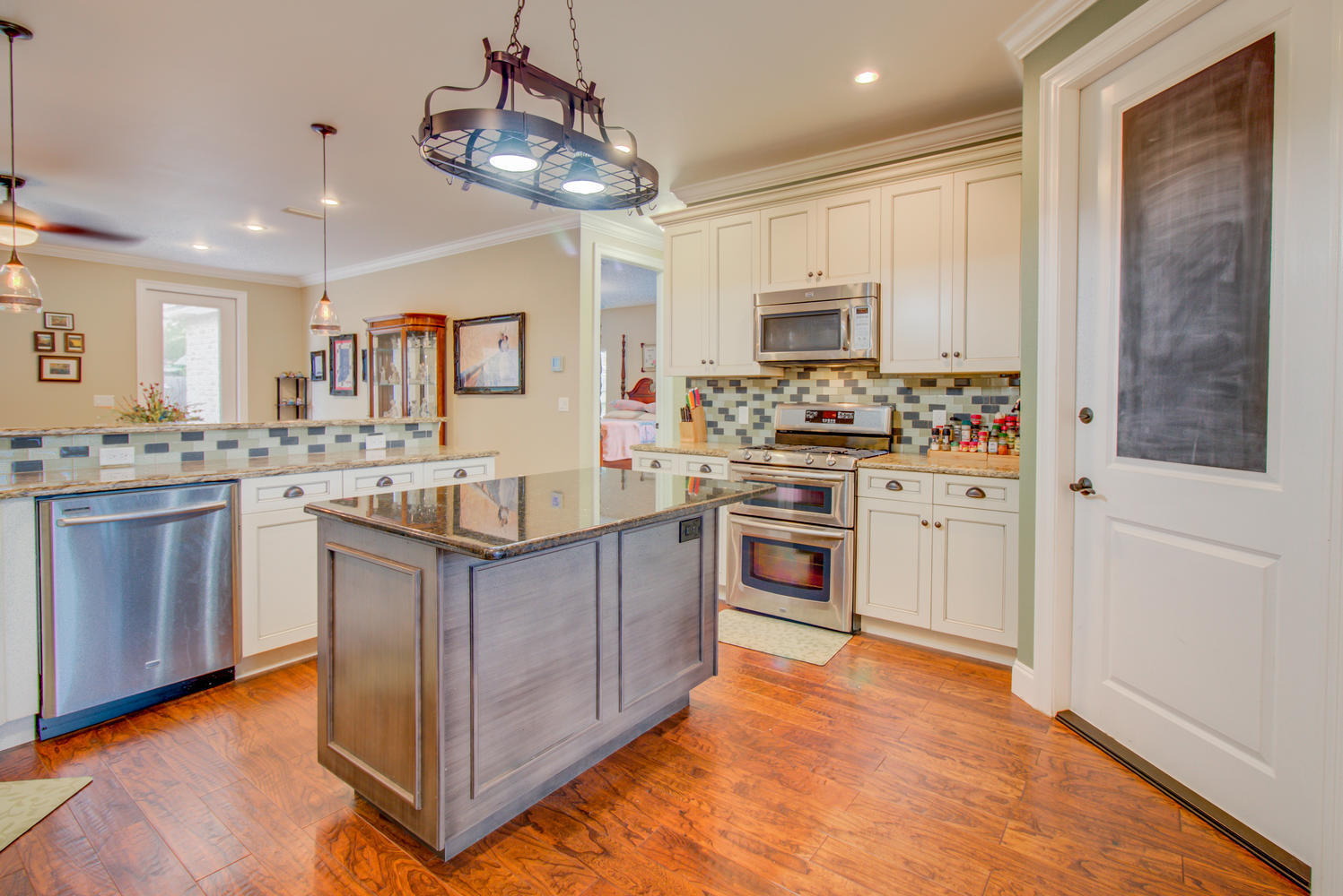 ARROWHEAD - Residential