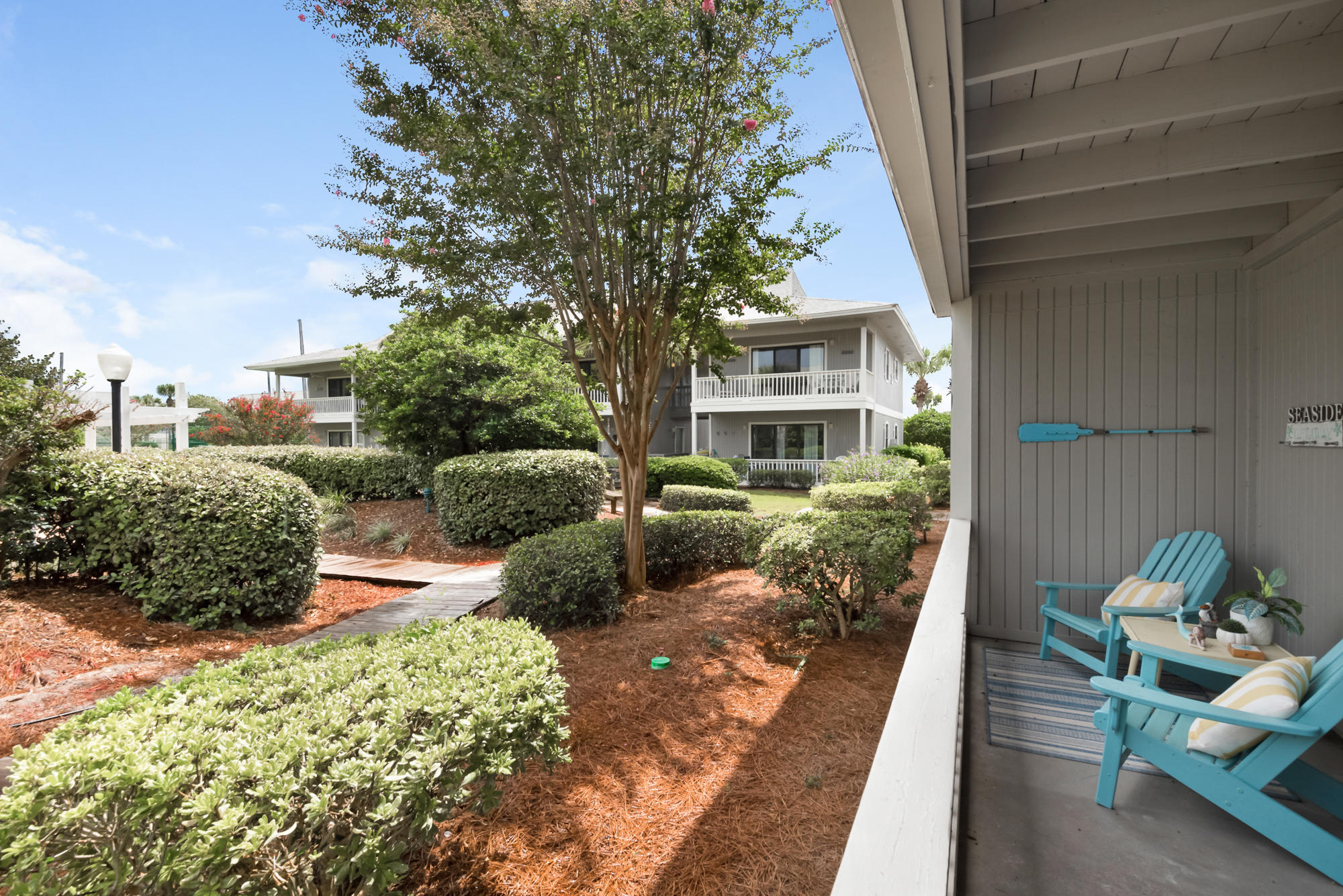 BEACHWOOD VILLAS CONDO - Residential