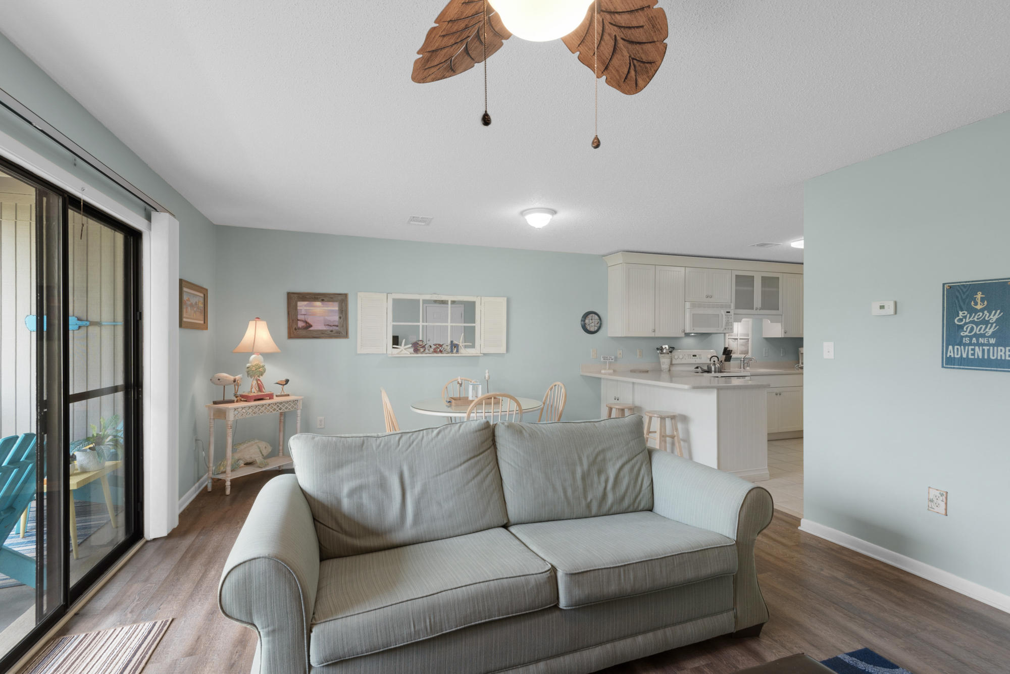 BEACHWOOD VILLAS CONDO - Residential