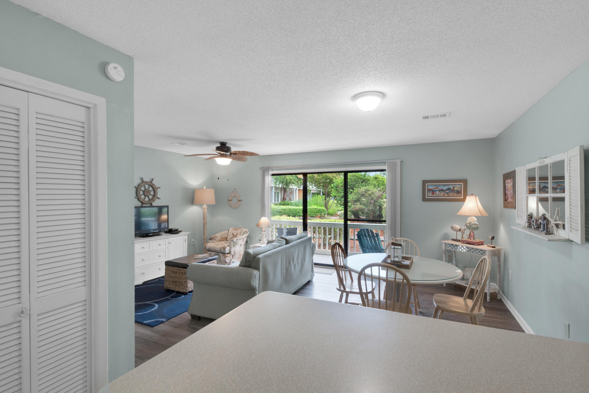 BEACHWOOD VILLAS CONDO - Residential